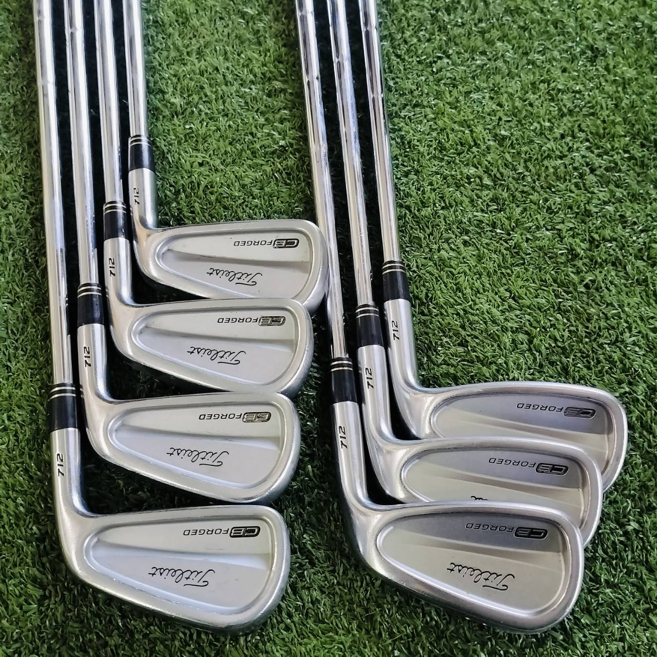 ชุดเหล็ก Titleist CB FORGED 712 ก้าน DYNAMIC GOLD X100 ก้านแข็งตีมันส์ใส่ได้เต็มๆ ตีแรงเอาอยู่ เหล็ก FORGED สุดพรีเมี่ยม และ มี CAVITY ชดเชยสูง ไม้กอล์ฟพรีเมี่ยมมือสอง ของแท้ By NakaraLuxurious