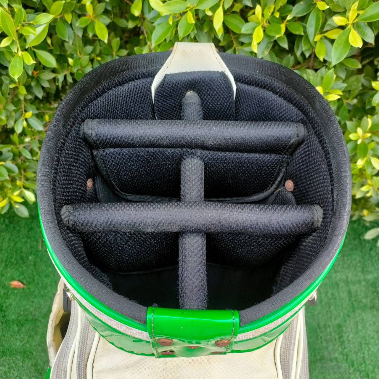 ถุงกอล์ฟ CALLAWAY GOLF มือสอง สภาพพร้อมใช้งาน แบบ TOUR ใบใหญ่ สวยเท่ห์!! มือสอง ของแท้ BY NakaraLuxurious