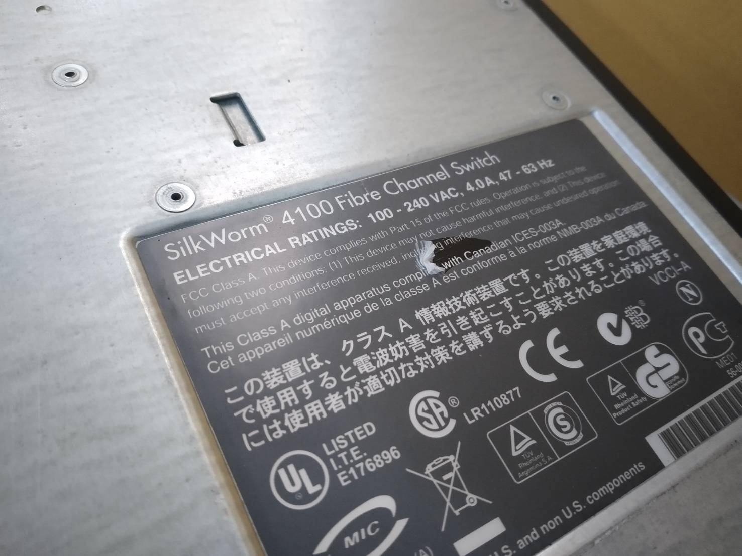 EMC DS-4100B - SilkWorm 4100 Fibre Channel Switch