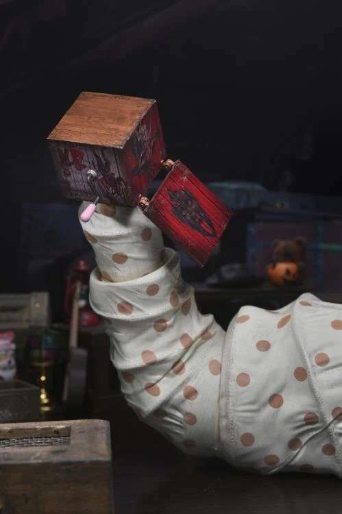 [สั่งจอง] Neca : Movie Maniacs - Krampus Deluxe Figure