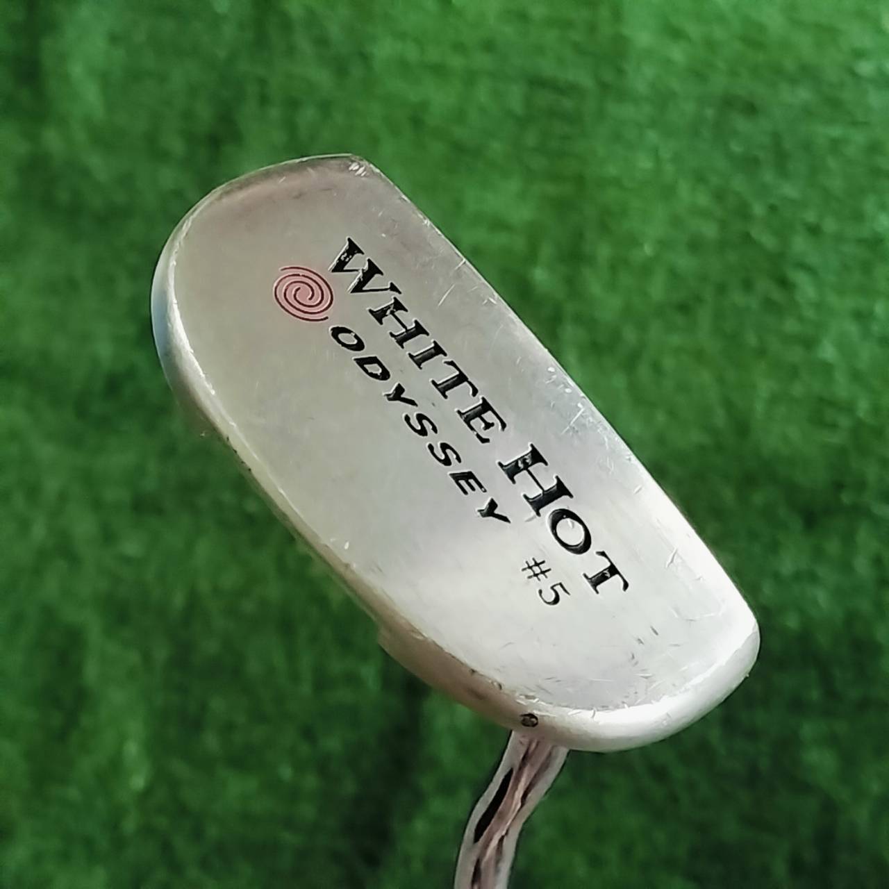 PUTTER ODYSSEY WHITE HOT #5 ยาว 34 นิ้ว สวยเดิมๆเลยค่ะ กริพเดิม หน้าอินเซิร์ท นุ่มนวล ทรงมอลเล็ต ชดเชยความผิดพลาดสูง ไม้กอล์ฟพรีเมี่ยมมือสอง ของแท้ By NakaraLuxurious