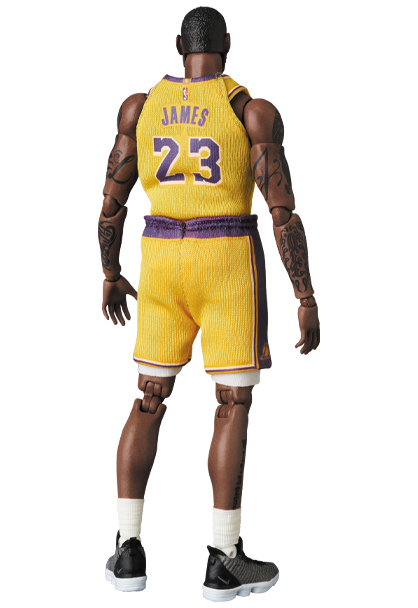 [สั่งจอง]Mafex No.127 LeBron James (Los Angeles Lakers)