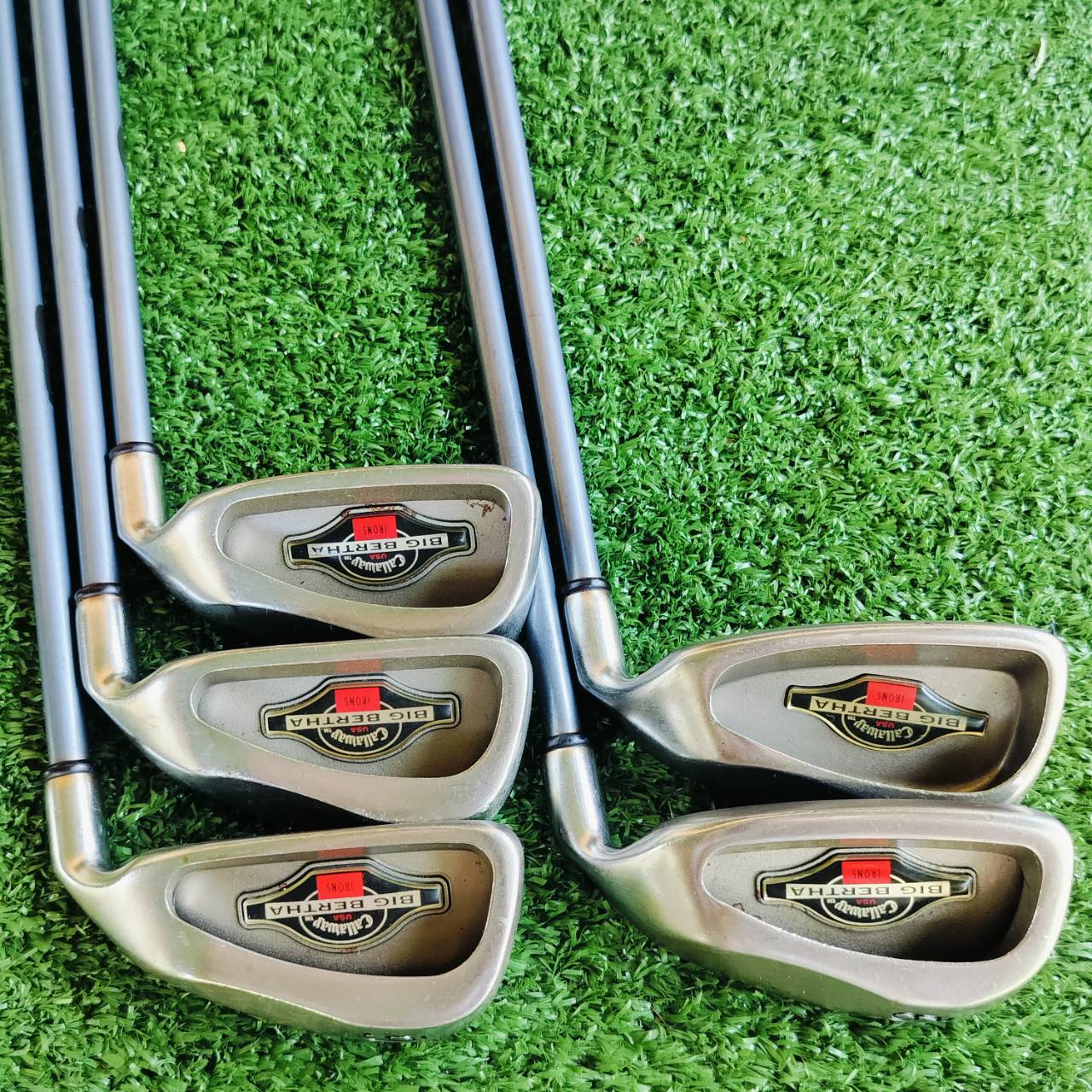 ชุดเหล็ก Callaway BIGBERTHAR มีเหล็ก 6 7 8 9 PW ก้าน RCH FLEX LITE ก้านเบา สำหรับท่านี่สปีดไม่แรง จะช่วยให้เร่งสปีดได้ดี ตีง่าย ไม้กอล์ฟพรีเมี่ยมมือสอง ของแท้ By NakaraLuxurious