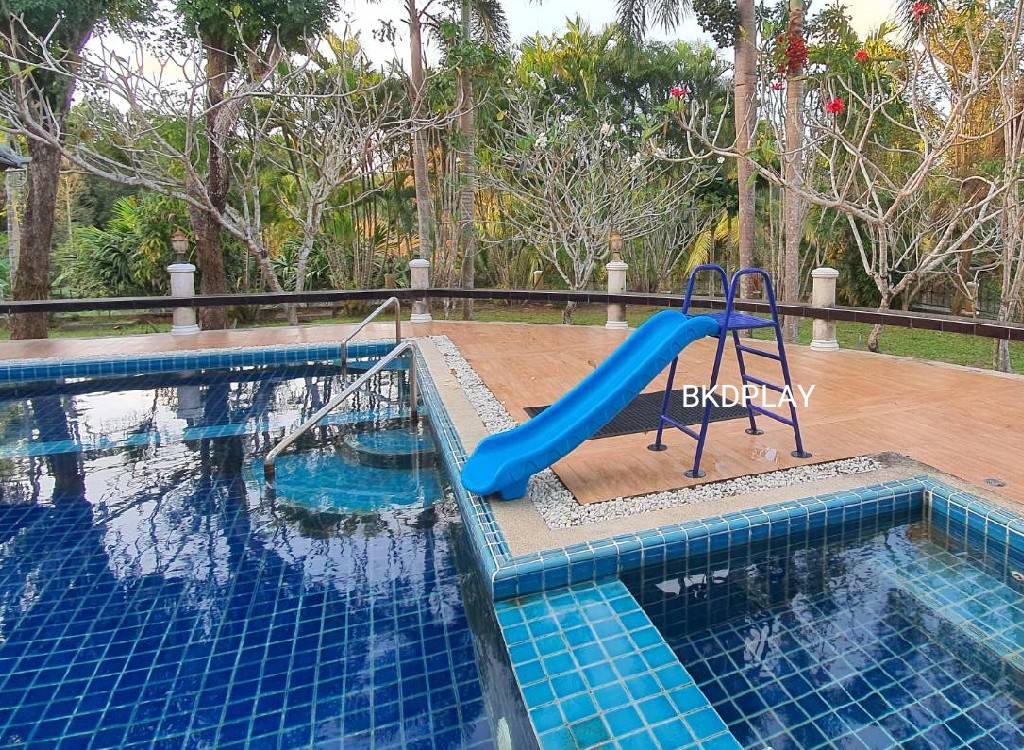 ส่งฟรี สไลเดอร์โครงเหล็ก สไลเดอร์สูง70ซม. , รางสไลเดอร์สนามเด็กเล่น ขอบสระน้ำ กระดานลื่นนำเข้า, ของเล่นสนาม, เครื่องเล่นสนามกลางแจ้ง พร้อมส่ง