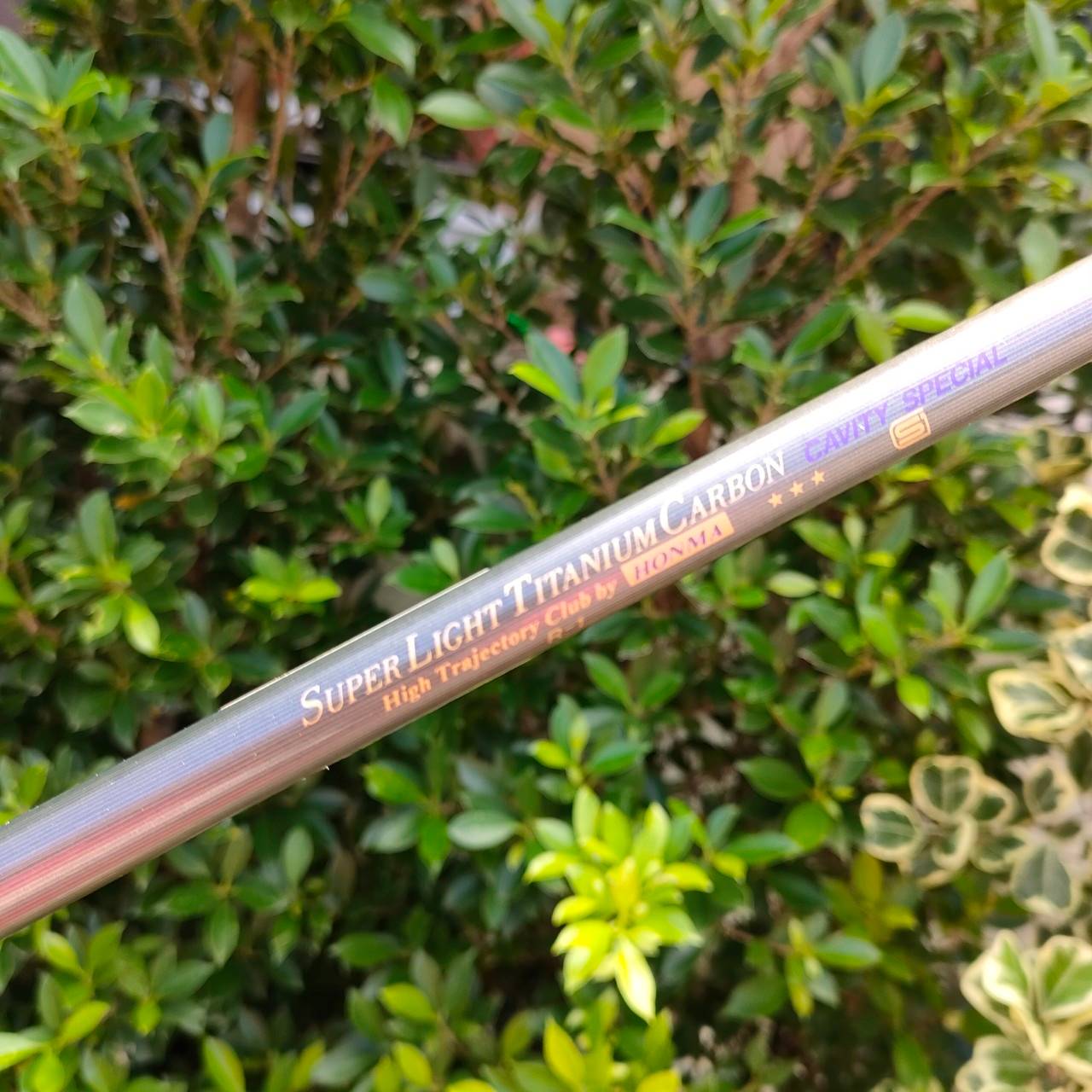 ชุดเหล็ก HONMA NEW-LB300 CAVITY BACK มีเหล็ก 3-11 SW ชุดใหญ่ ได้ทั้งหมด 10 ชิ้น *** ก้านพรีเมี่ยมระดับ 3 ดาว *** สุดยอดก้านครับ SUPER LIGHT TITANIUM CARBON FLEX R ตีง่าย และตีดีมากๆ ก้านดีมาก พรีเมี่ยม JAPAN