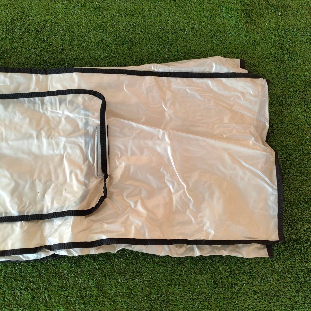 ถุงคลุมกันฝน MIZUNO มือสอง เกรดพรีเมี่ยม แบบพับเก็บได้ ช่วงนี้ฝนตก ของต้องมี!!! ถุงคลุมนี้สามารถกันฝนได้เป็นอย่างดี ไม้กอล์ฟมือสอง ของแท้ BY NakaraLuxurious