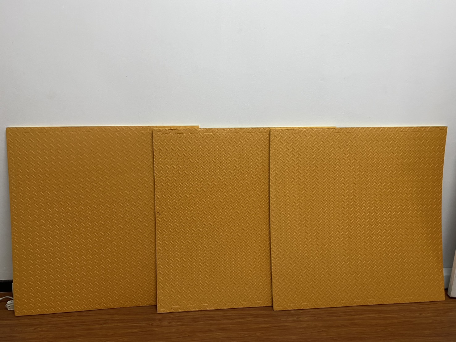 แผ่นปูพื้นกันกระแทก จิ๊กซอว์ EVA 2สีใช้งานได้ 2 ด้าน ขนาด100*100 ซม. หนา20มม.ราคาต่อ 1 ตารางเมตร แผ่นรองคลาน พร้อมส่งในไทย