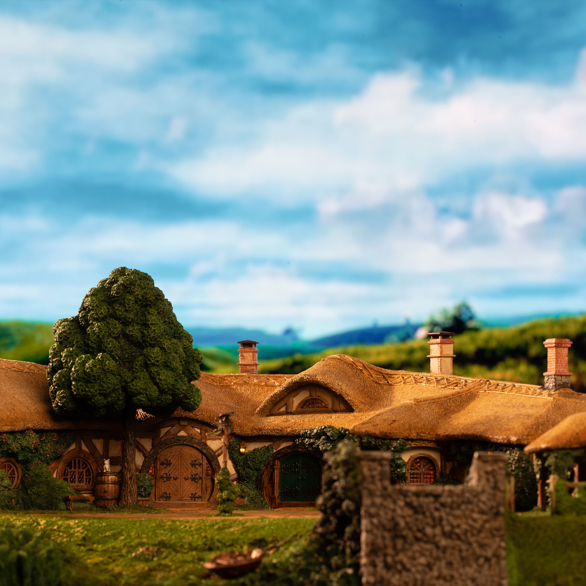 [สั่งจอง]Weta Workshop : The Green Dragon Inn (The Lord of the Rings)