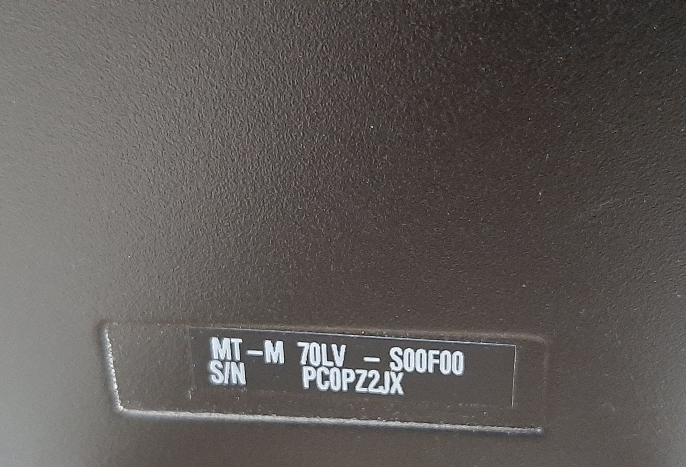 เซิร์ฟเวอร์ Tower มือสอง สภาพดี ประกันร้าน 1 เดือน Lenovo Think TS150 (CPU E3-1225 Ram8GB HDD1TB x2)