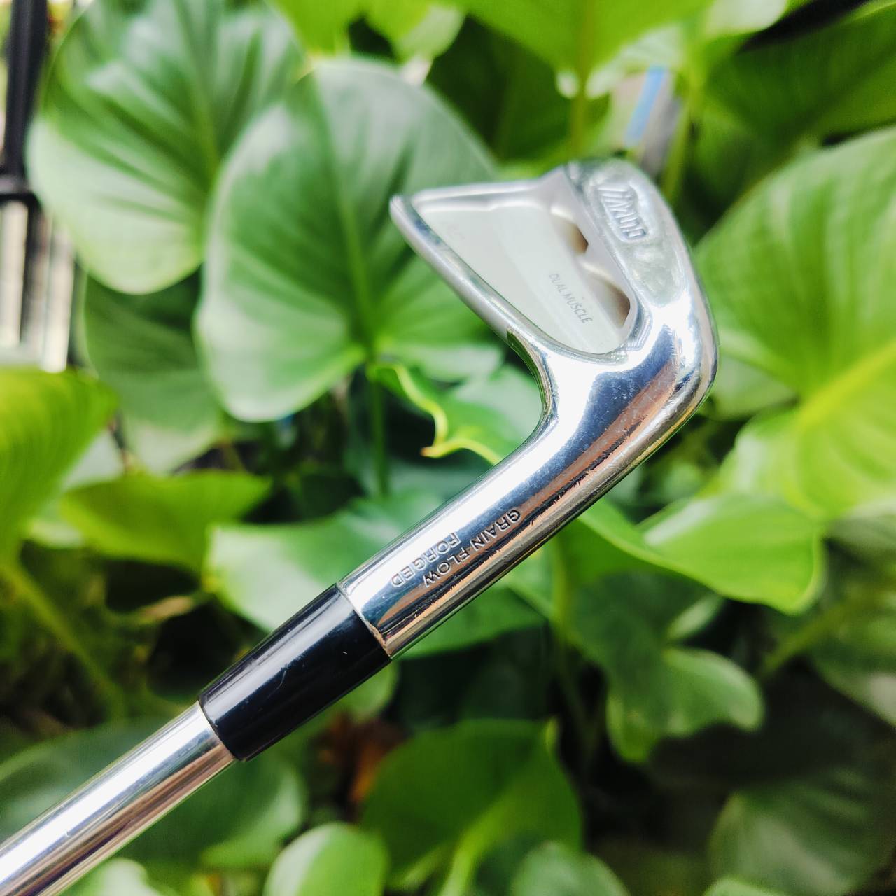 ชุดเหล็ก MIZUNO MP52 วัสดุ GRAIN FLOW FORGED สุดยอดเหล็ก FORGED ของญี่ปุ่น เอกสิทธิ์หนึ่งเดียวของ MIUNO มีเหล็ก 4 5 6 7 8 9 PW ก้าน DYNAMIC GOLD R300 ไม้กอล์ฟพรีเมี่ยมมือสอง ของแท้ By NakaraLuxurious