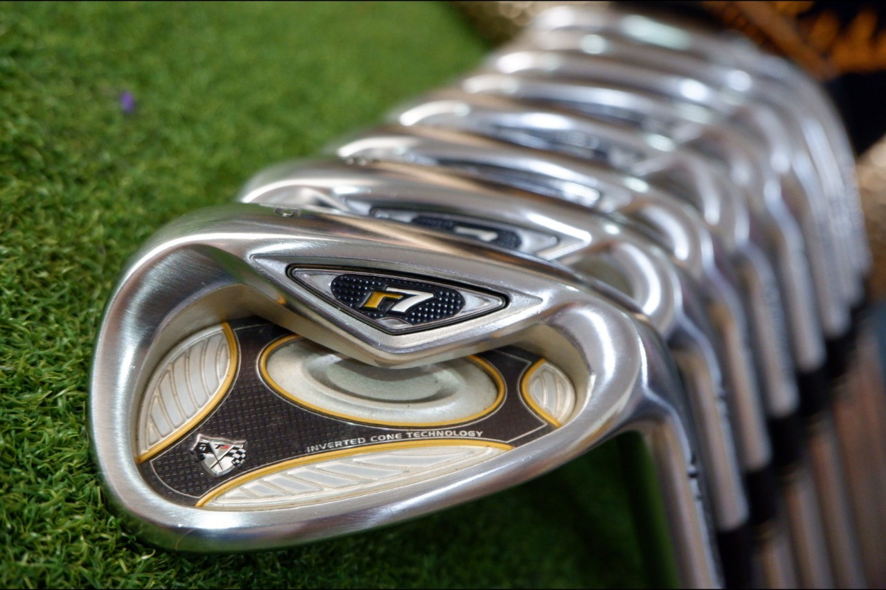IRONSET TAYLORMADE R7