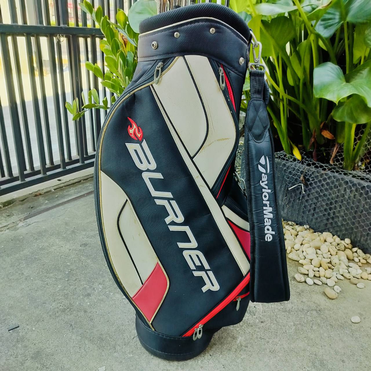 FULLSET TAYLORMADE BURNER 3.0 ไม้กอล์ฟครบชุดคุณภาพสูงจาก Taylormade แค่ชุดเหล็กอย่างเดียวก็คุ้มเกินคุ้ม ตีดีมาก ไม้กอล์ฟพรีเมี่ยมมือสอง ของแท้ By NakaraLuxurious