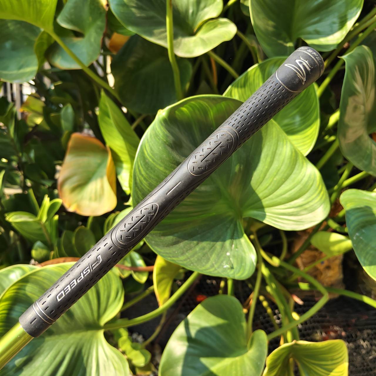 5W King Cobra F/Speed Hyper Steel เสียงใส และตีไกลมากค่ะ มาพร้อมก้าน Aldila NV-F Flex R