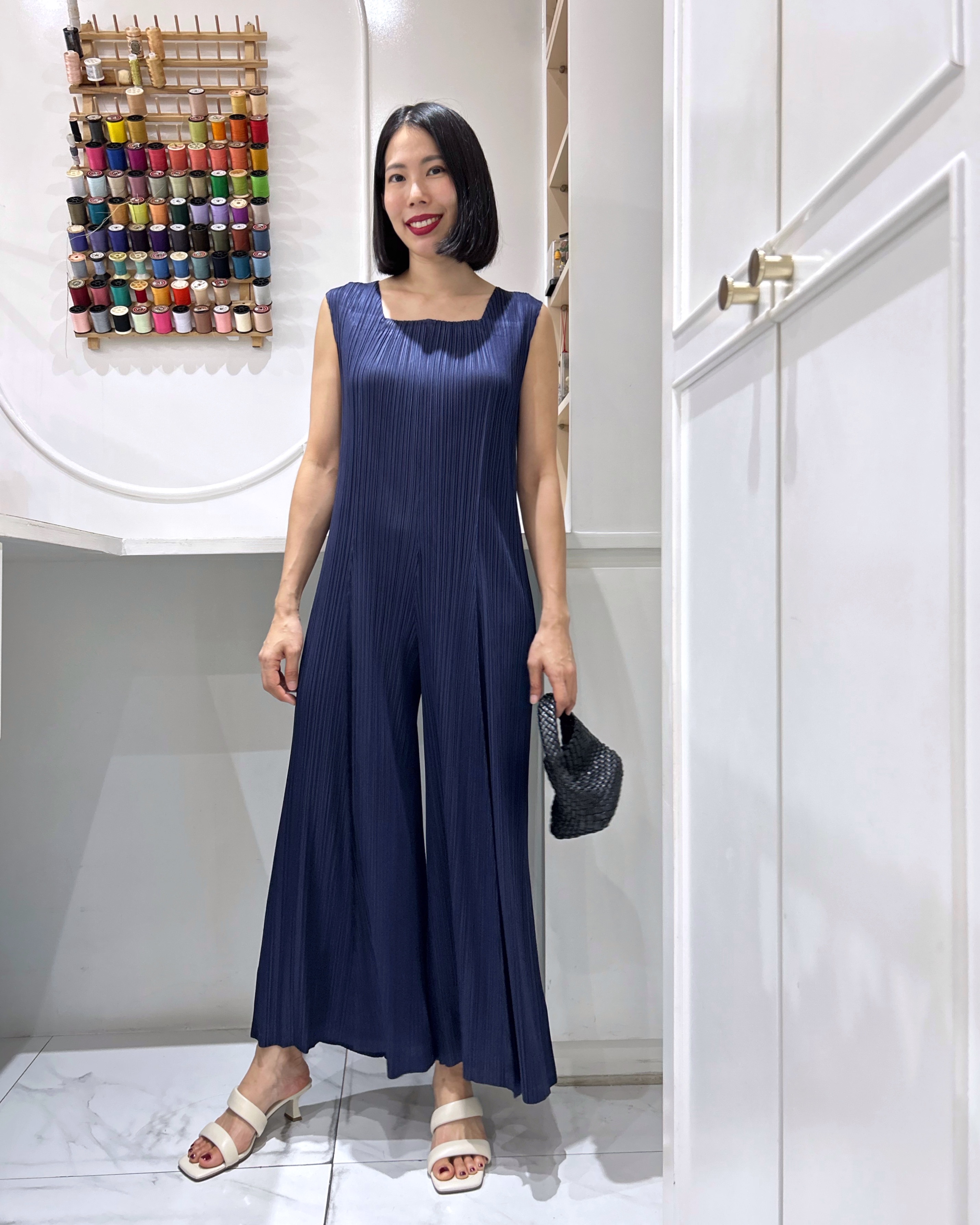 2MUAY รุ่น GJO11290 จั้มสูทอัดพลีท SQUARE NECK ZIP BACK PLEATED JUMPSUIT 7 สี FREE SIZE