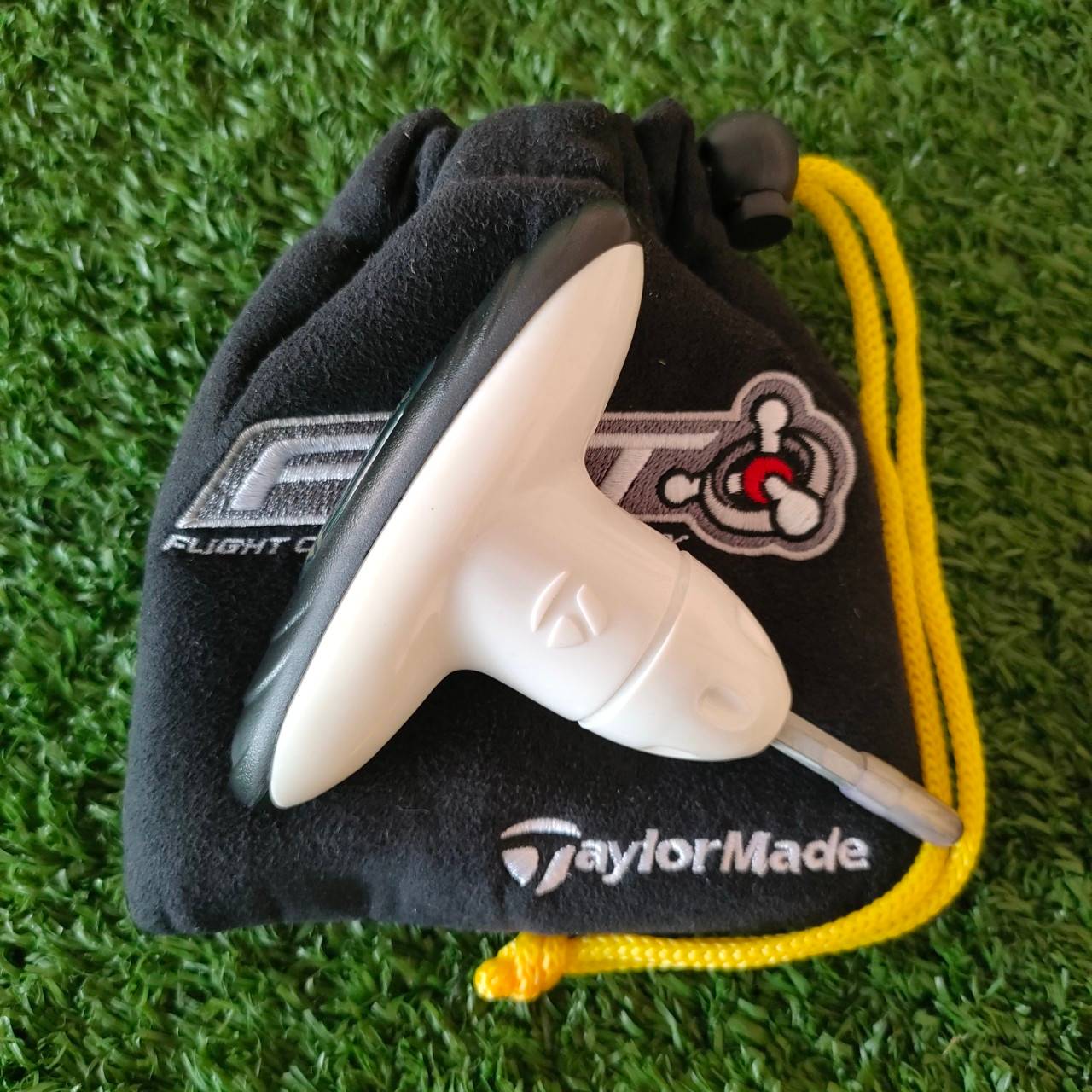 ตัวไข TAYLORMADE มือสอง ของแท้ พร้อมกระเป๋า มือสอง ของแท้ BY NakaraLuxurious
