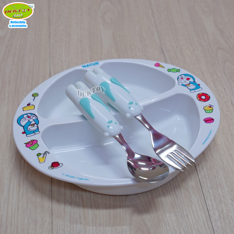 Gracekids เกรซคิดส์ ช้อนส้อมสแตนเลสคู่สำหรับเด็ก ลายหมี