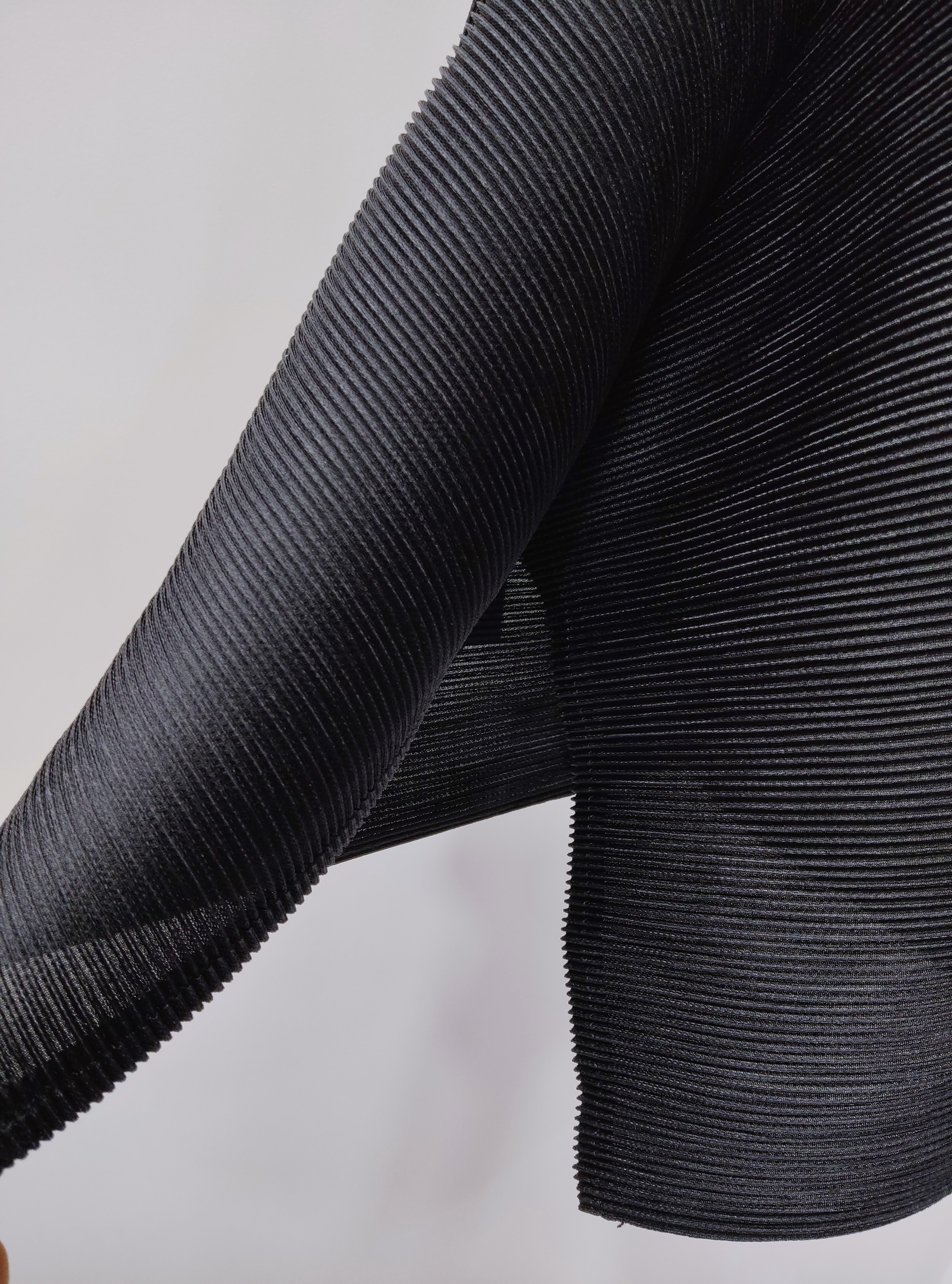 อกถึง 44 นิ้ว 2MUAY GM15064 เสื้ออัดพลีท LONG SLEEVE FLARE PLEATED TOP FREE SIZE