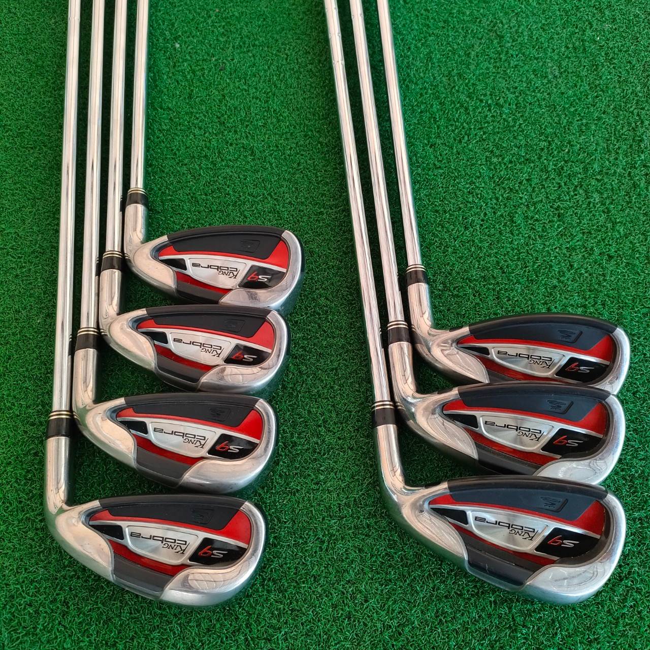 ชุดเหล็ก KING COBRA S9 มีเหล็ก 5-9 เเละ PW GW ก้าน N.S.PRO FLEX A COBRA เน้นตีง่ายและได้ระยะ โดยไม่ต้องออกแรงมาก