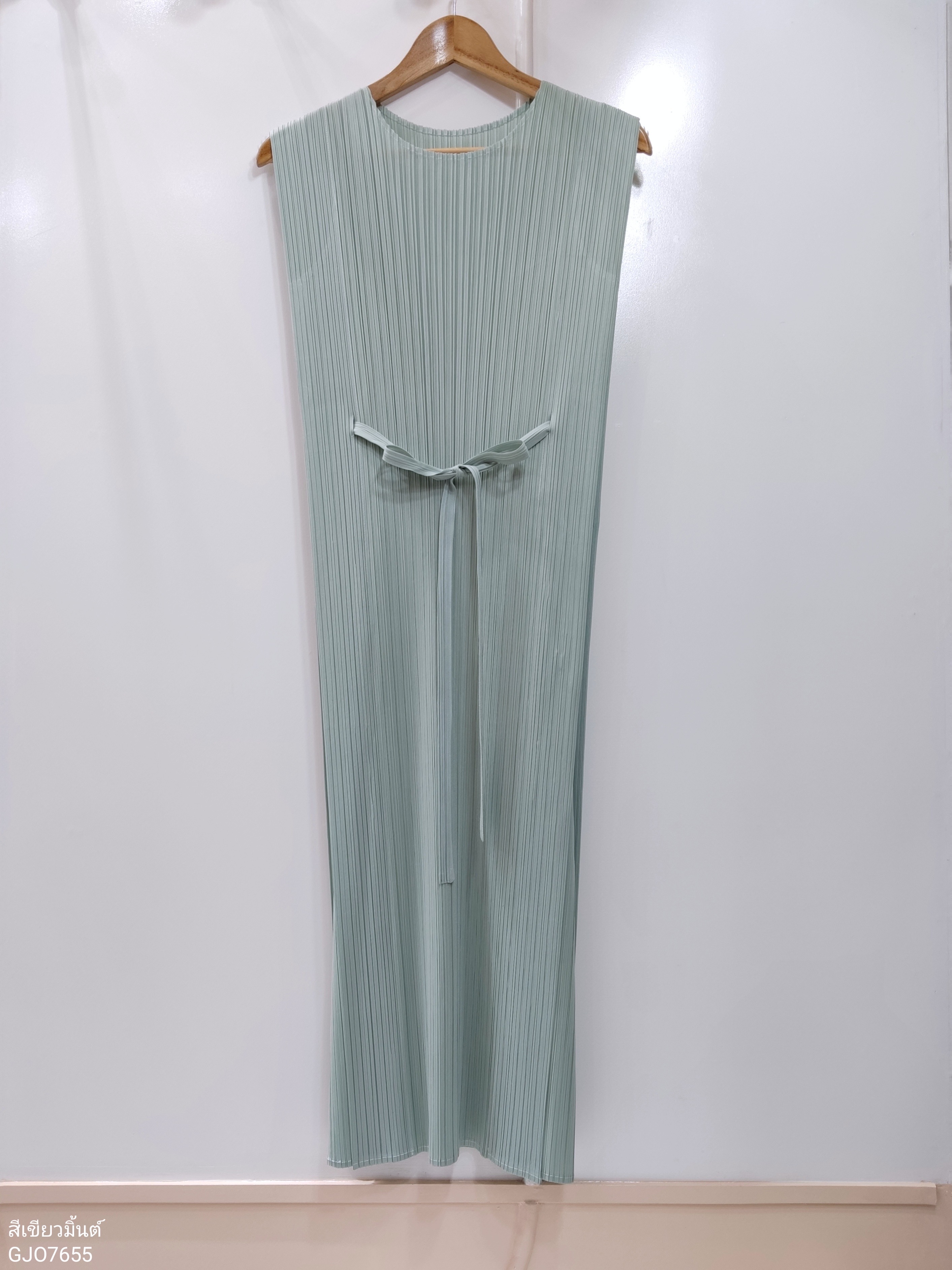 2MUAY รุ่น GJO7655 SIMPLE BOW TIE PLEATED DRESS เดรสผู้หญิง เดรสพลีทคุณภาพ 15สี FREE SIZE