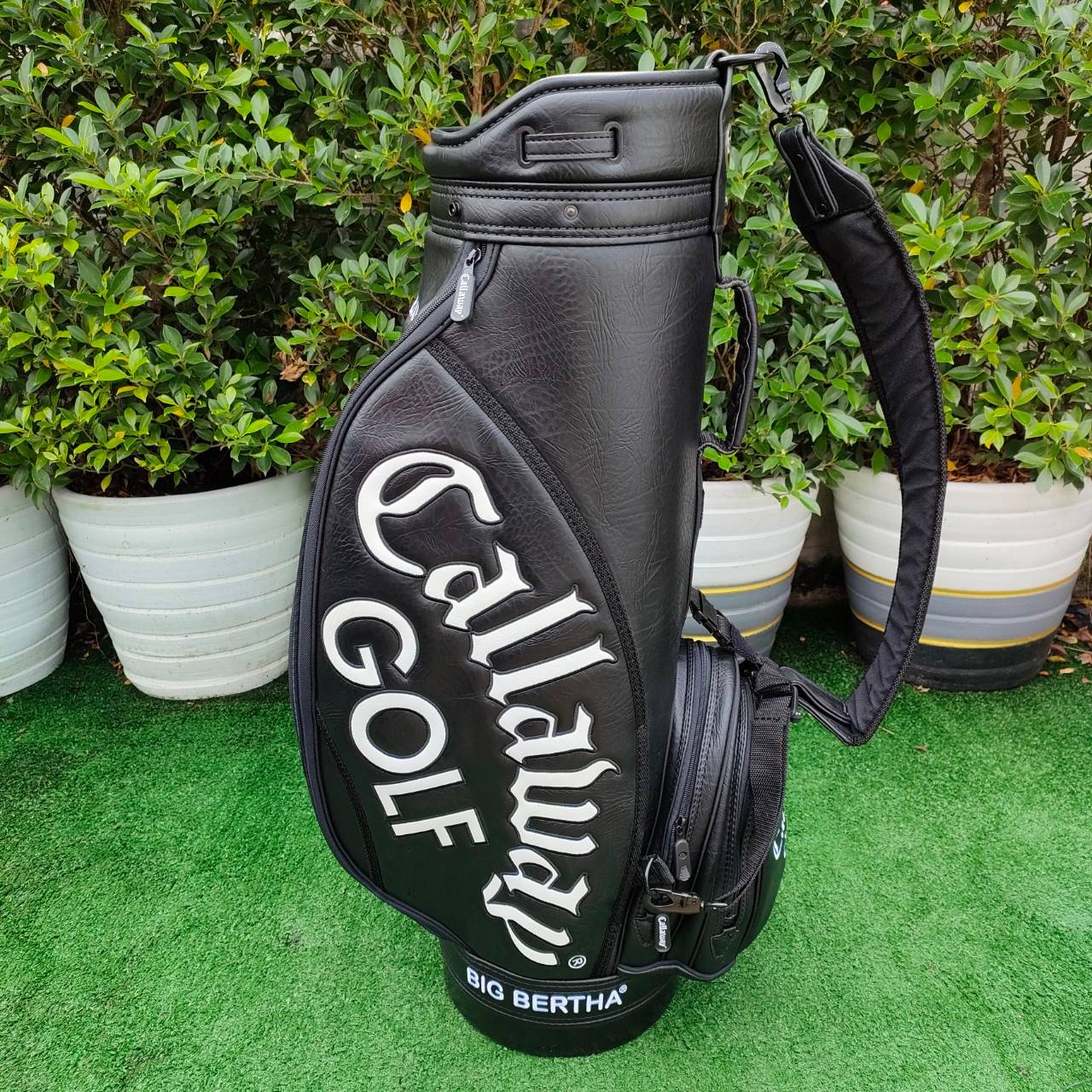 ถุงกอล์ฟ CALLAWAY GOLF สภาพสวยงาม ภายในบุกำมะหยี่ อย่าดี น่าใช้มากๆครับ