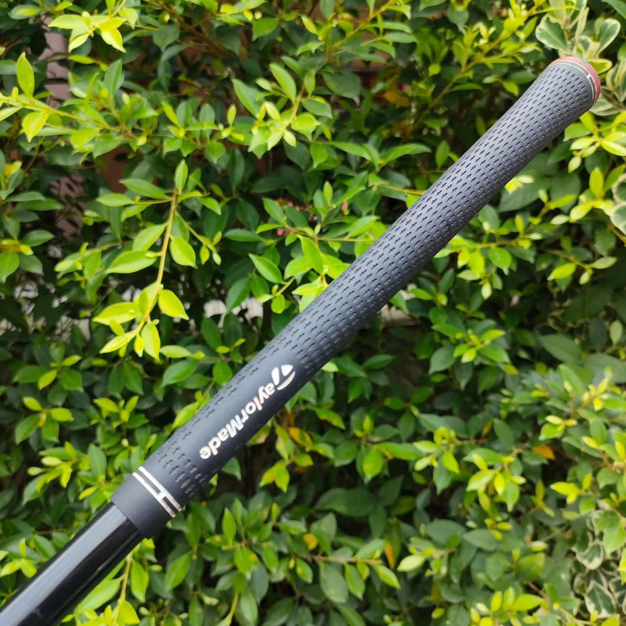 DRIVER TAYLORMADE r7 SUPERQUAD องศา 9.5 ก้าน RE*AX FUJIKURA FLEX R หัวดำ หน้าดำ ตีไกลจัดๆรุ่นนี้ และตีง่ายมาก ปรับได้ 4 หมุด ใครเลยลองตีจะรู้ซึ้งเลยครับ