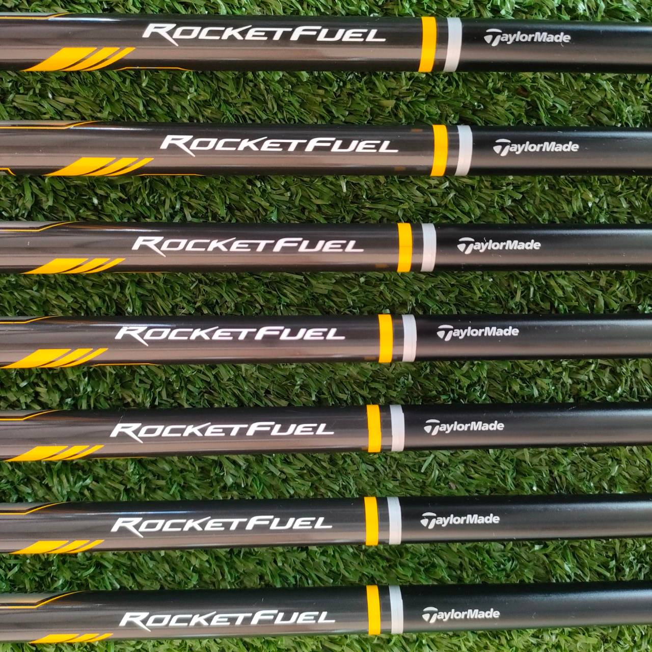 ชุดเหล็ก TAYLORMADE ROCKETBLADEZ มีเหล็ก 4-9 เเละ PW ก้าน ROCKETFUEL FLEX R ด้วย Speed Pocket ใหม่ ที่เพิ่มความเร็วและระยะ ของลูกกอล์ฟ!!! ไม้กอล์ฟมือสอง ของแท้ BY NakaraLuxurious