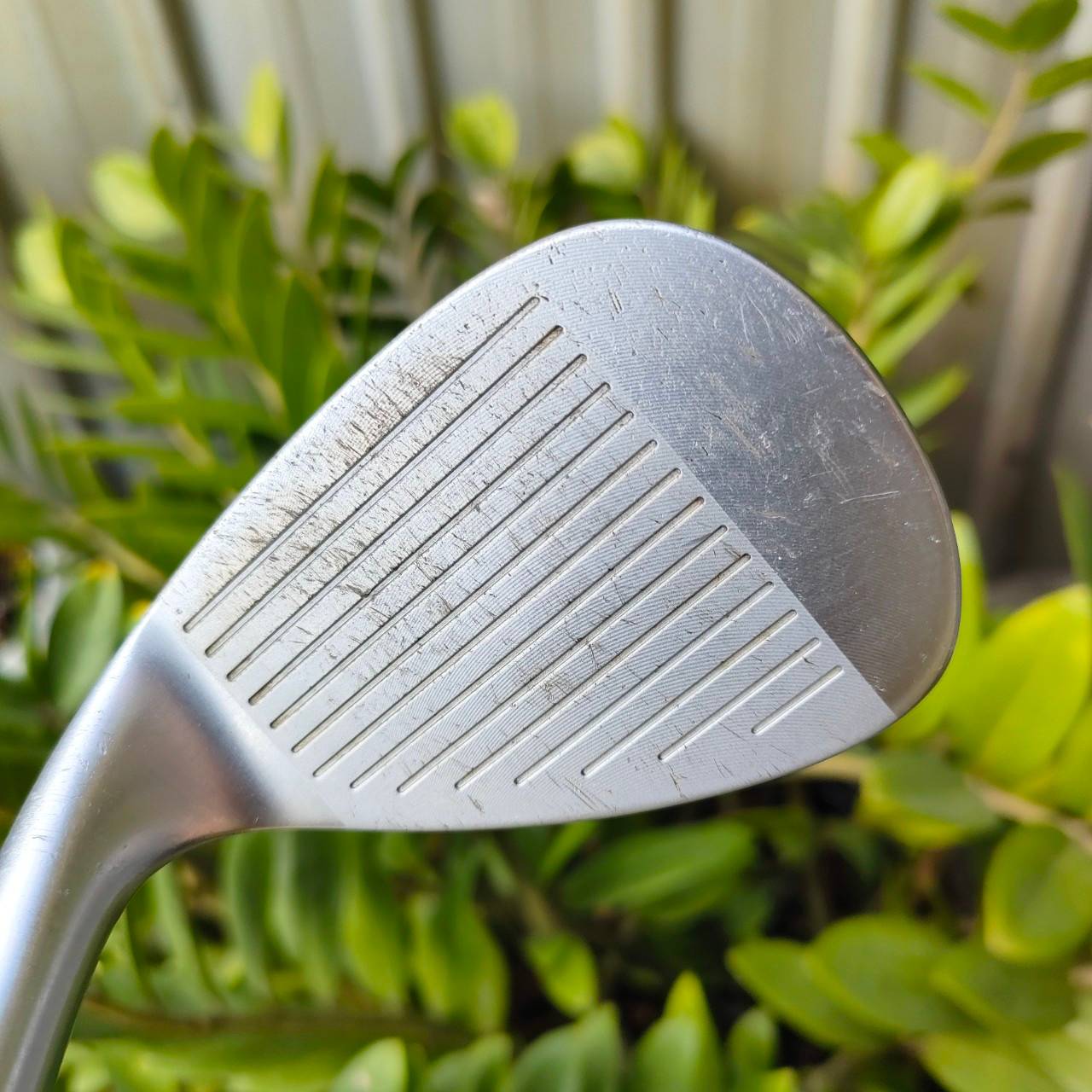 WEDGE AKIRA APW องศา 56 BOUNCE 08 WEDGE FORGED ญี่ปุ่นพรีเมี่ยม หน้าตะใบหนาๆ โหดๆ ร่อมคมมากๆ ตกหยุดแน่นอน!!! ชิพเป็นมีถอย โหดมาก!!! ไม้กอล์ฟพรีเมี่ยมมือสอง ของแท้ By NakaraLuxurious