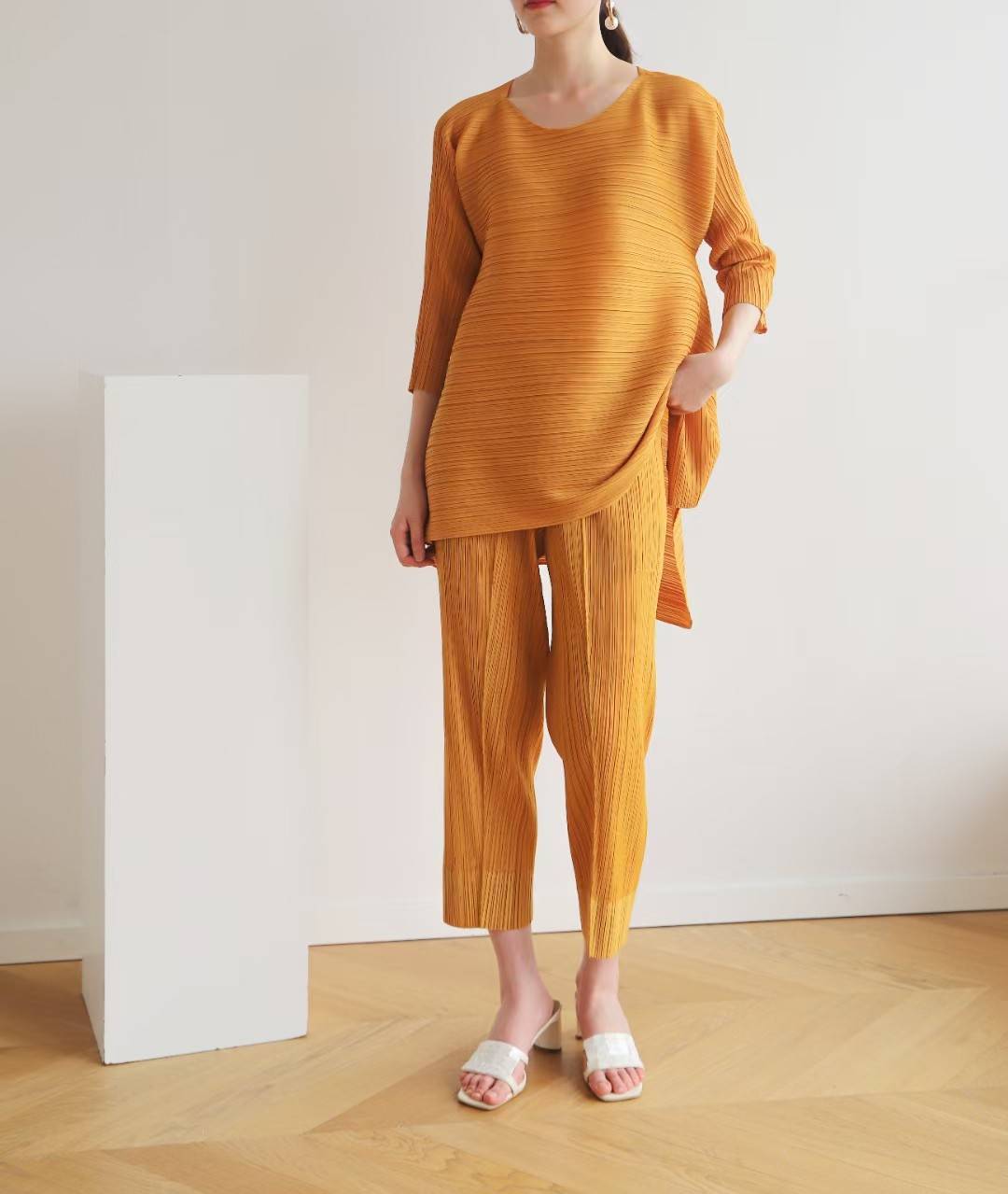 ปรับราคาลง20%!! ยาว34นิ้ว! 2MUAY รุ่น GJO7582 กางเกงพลีทคุณภาพ SLIM TUCK PLEATED PANTS 9 สี FREE SIZE