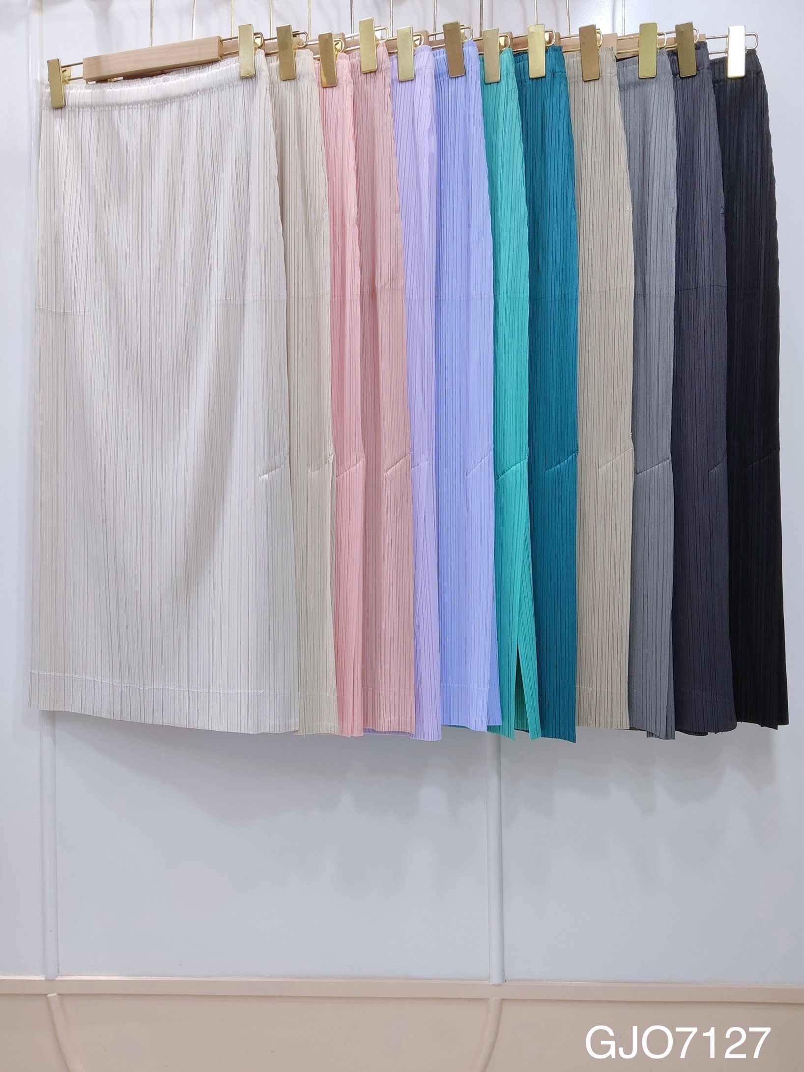 ยาว 32นิ้ว! 2MUAY รุ่น GJO7127 กระโปรงผู้หญิง กระโปรงอัดพลีทคุณภาพ 12สี FREE SIZE SIMPLY PLEATED SKIRT