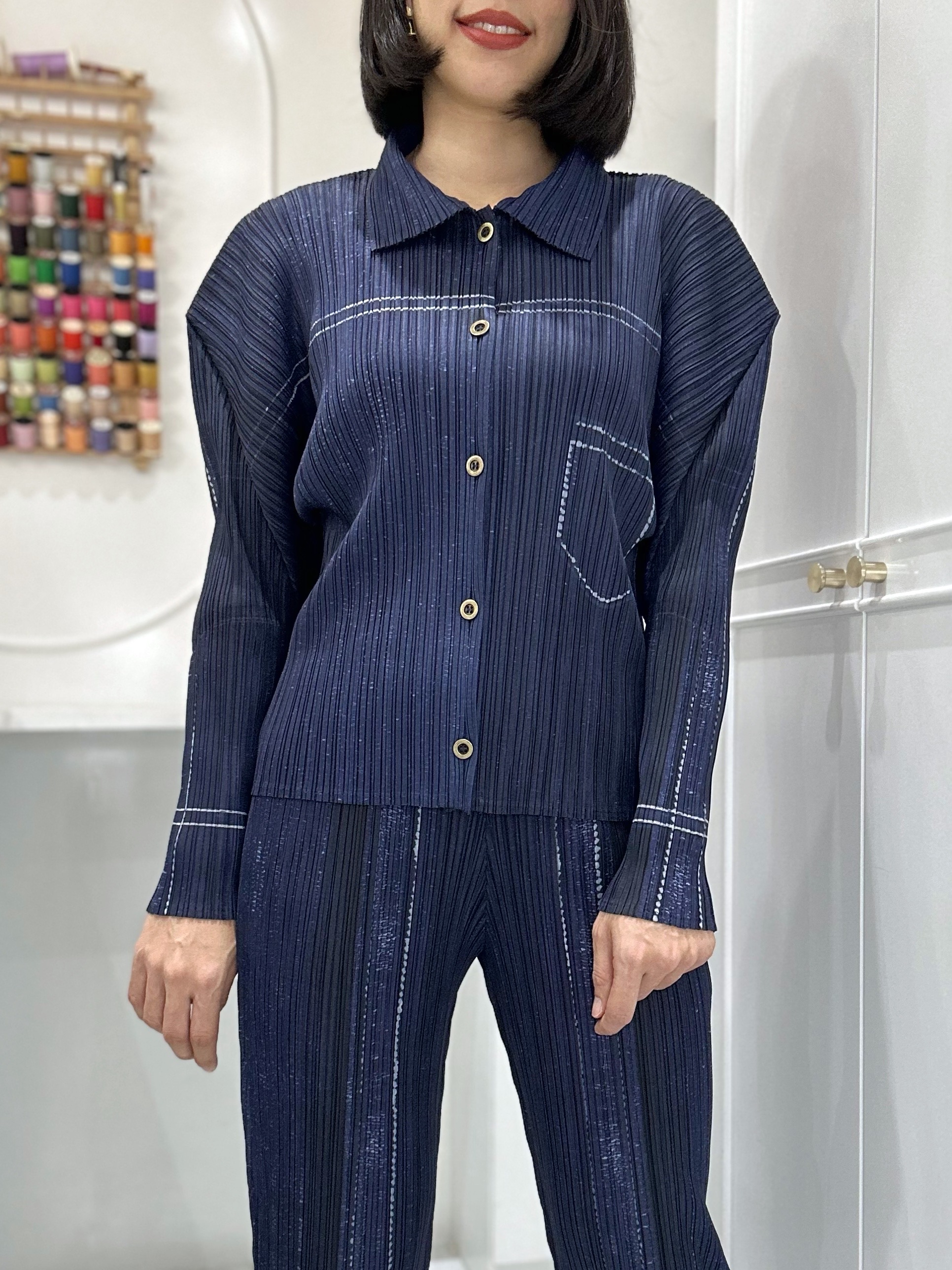 ปรับราคาลง20%!! 2MUAY รุ่น GJO3068-9 เสื้อพลีทคุณภาพ SHIRT DENIM PRINT PLEATED TOP 4 สี FREE SIZE