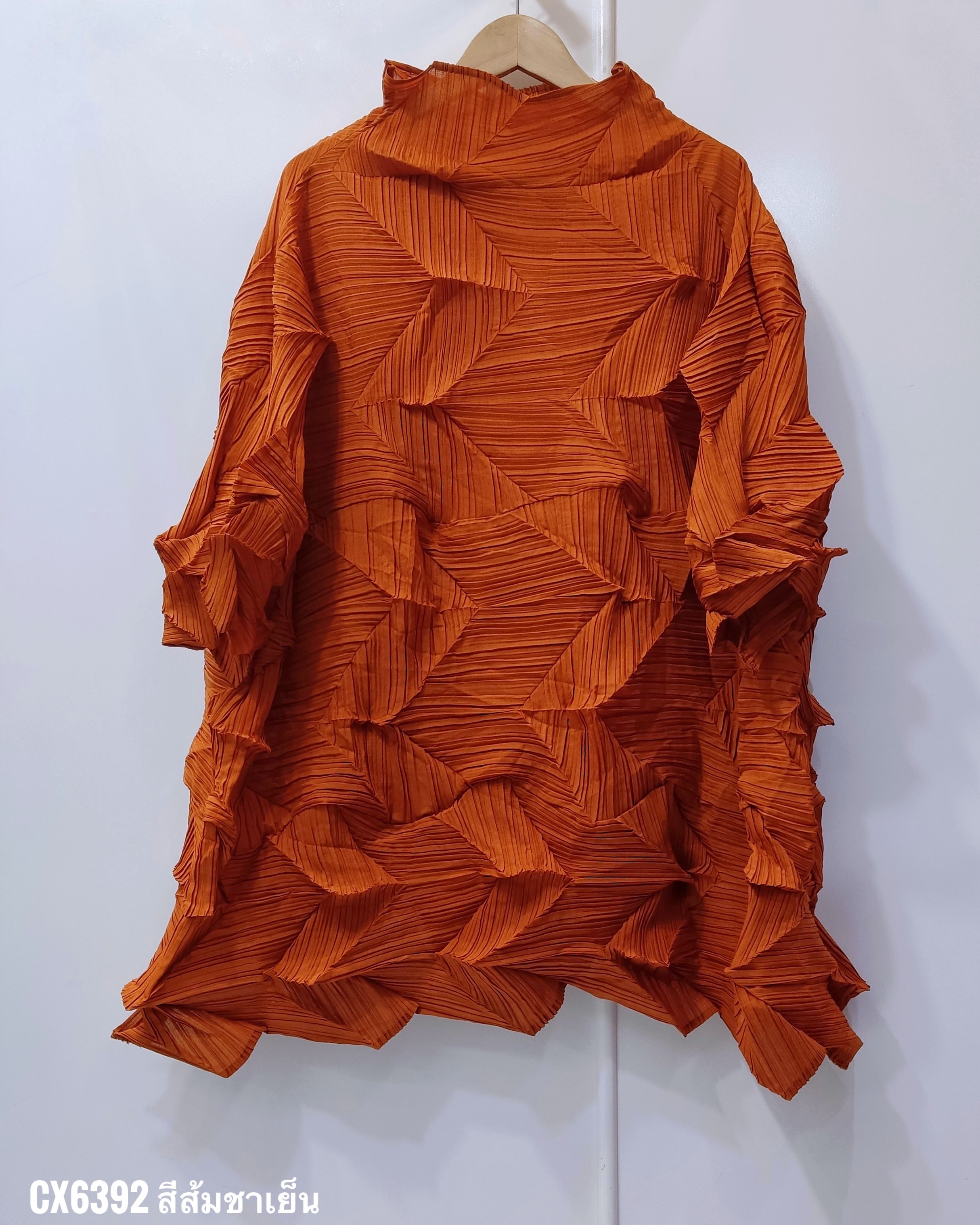 อกถึง60 ยาว31นิ้ว 2MUAY รุ่น CX6392 เสื้อพลีทคุณภาพ HIGH NECK ZIG ZAG PLEATED TOP 10 สี FREE SIZE