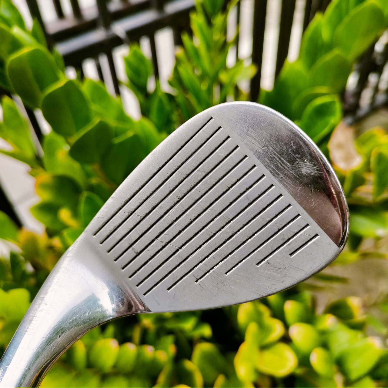 SW TITLEIST TOUR FORGED MODEL841 องศา 56 ก้าน DYNAMIC GOLD WEDGE FLEX กริพผ้าใบจับแน่นถนัดมือ นุ่มนวลด้วยวัสดุ FORGED เข้าบอลง่ายออกแบบ SOLE ได้สวย สปินดีมาก ไม้กอล์ฟพรีเมี่ยมมือสอง ของแท้ By NakaraLuxurious