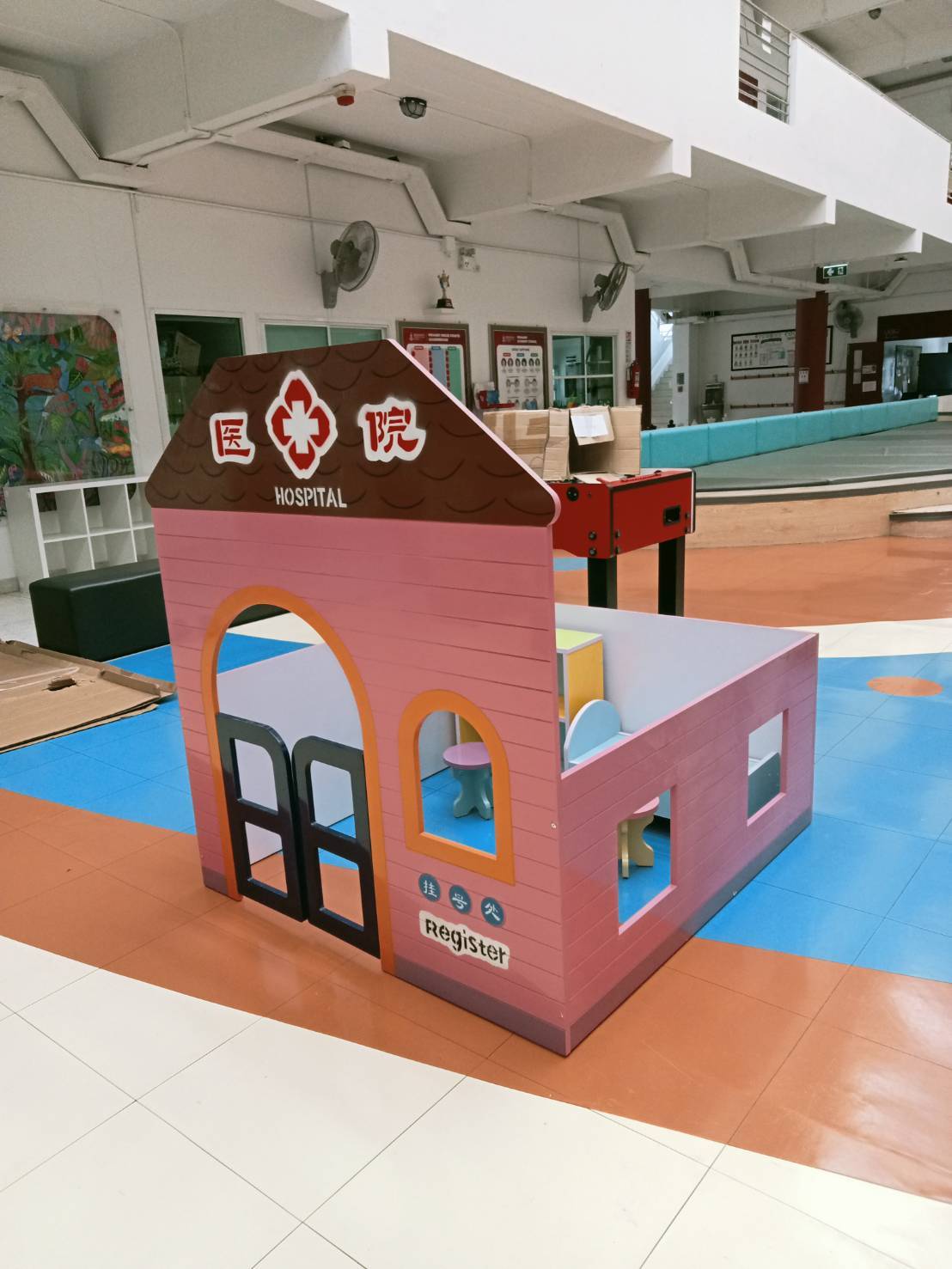 มุมคลินิก หมอสมมติ ,บ้านของเล่น, บ้านเด็ก ,ของเล่นเด็ก,มุมเด็ก ,kid zone มุมเด็กจำลอง Kids Zone