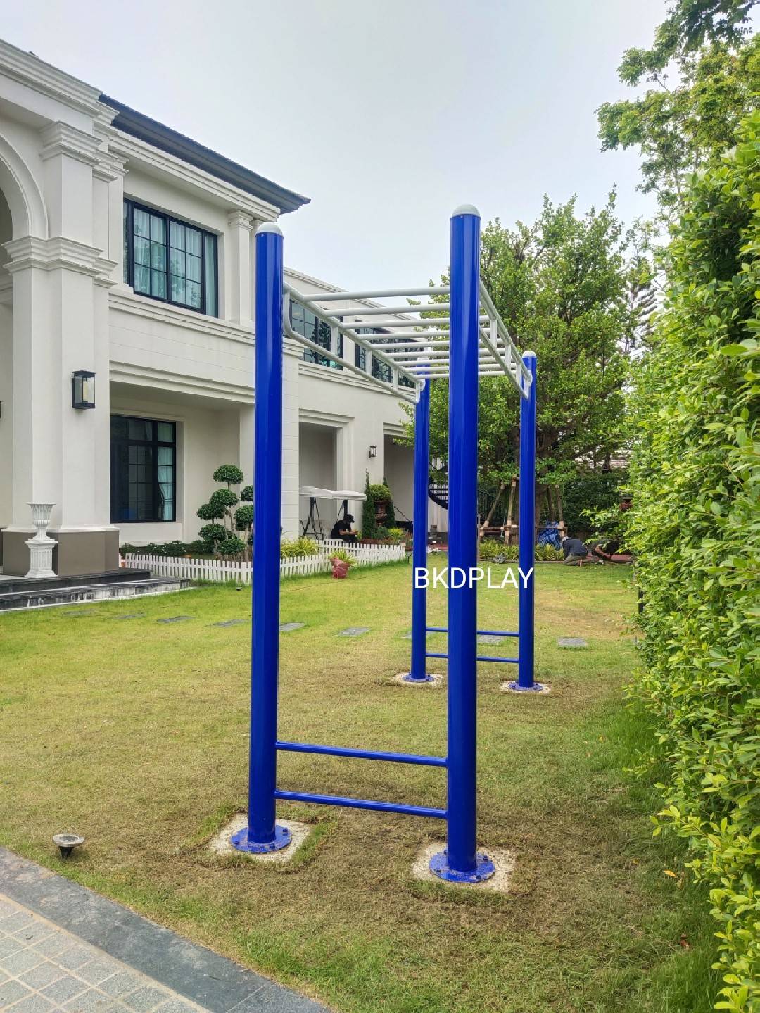 เครื่องออกกำลังกายกลางแจ้ง ชุดอุปกรณ์ บริหารแขน หน้าอก หัวไหล่ สำหรับผู้ใหญ่ แบบบาร์โหนเด็กโตเล่นได้ เหนือศรีษะลานกีฬา อเนกประสงค์ สนามกีฬา เพิ่มความสูง,