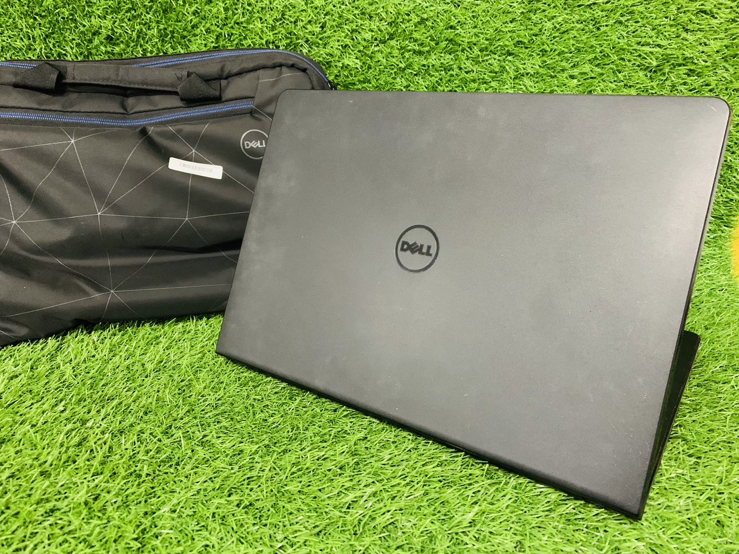โน๊ต Notebook DELL Inspiron 3467 - 14 inch สุขภาพแบต 75%