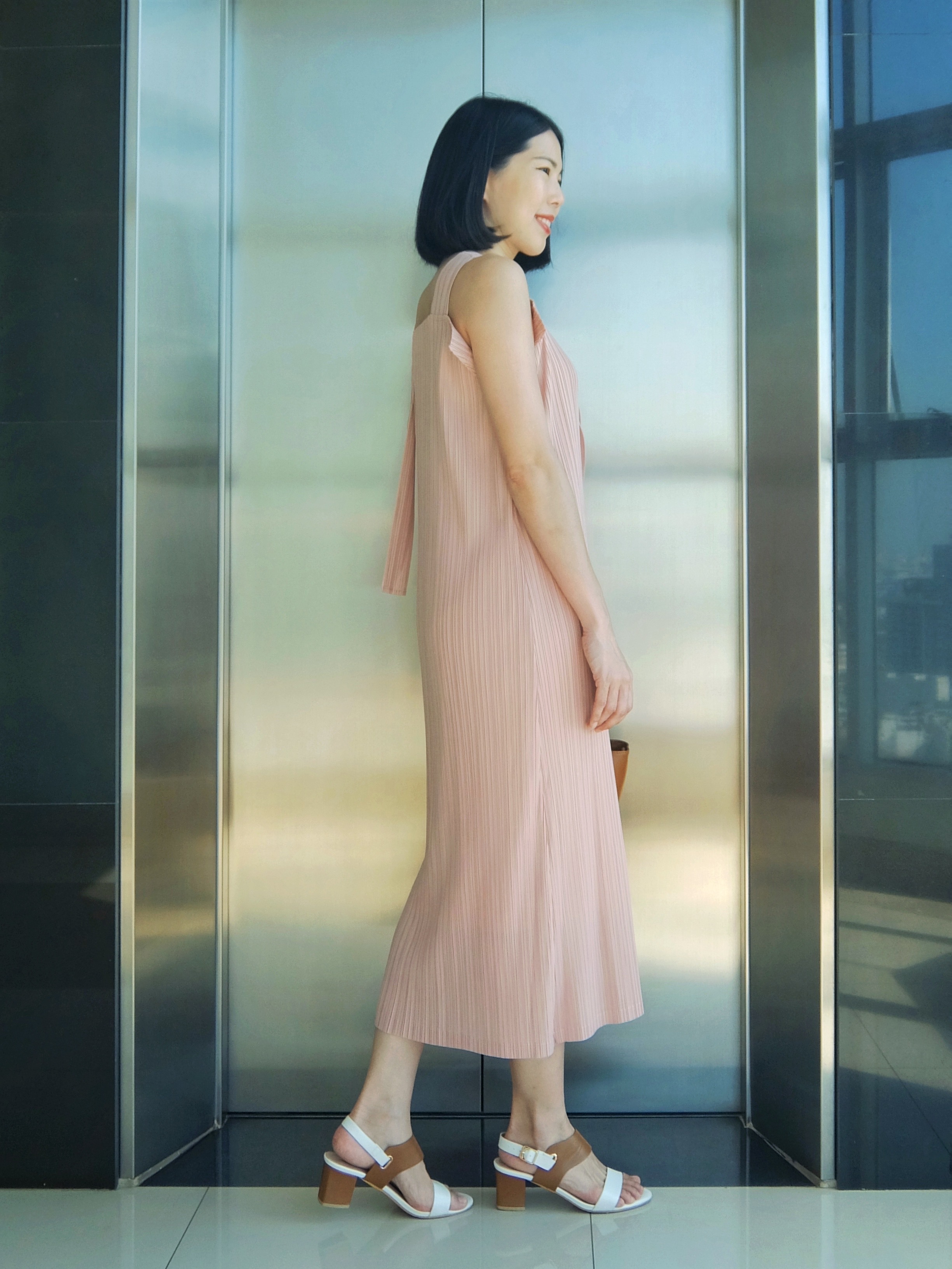 ปรับราคาลง20%!! 2MUAY รุ่น GJO1878 เดรสพลีทคุณภาพ SQUARE NECK PLEATED DRESS 2สี FREE SIZE