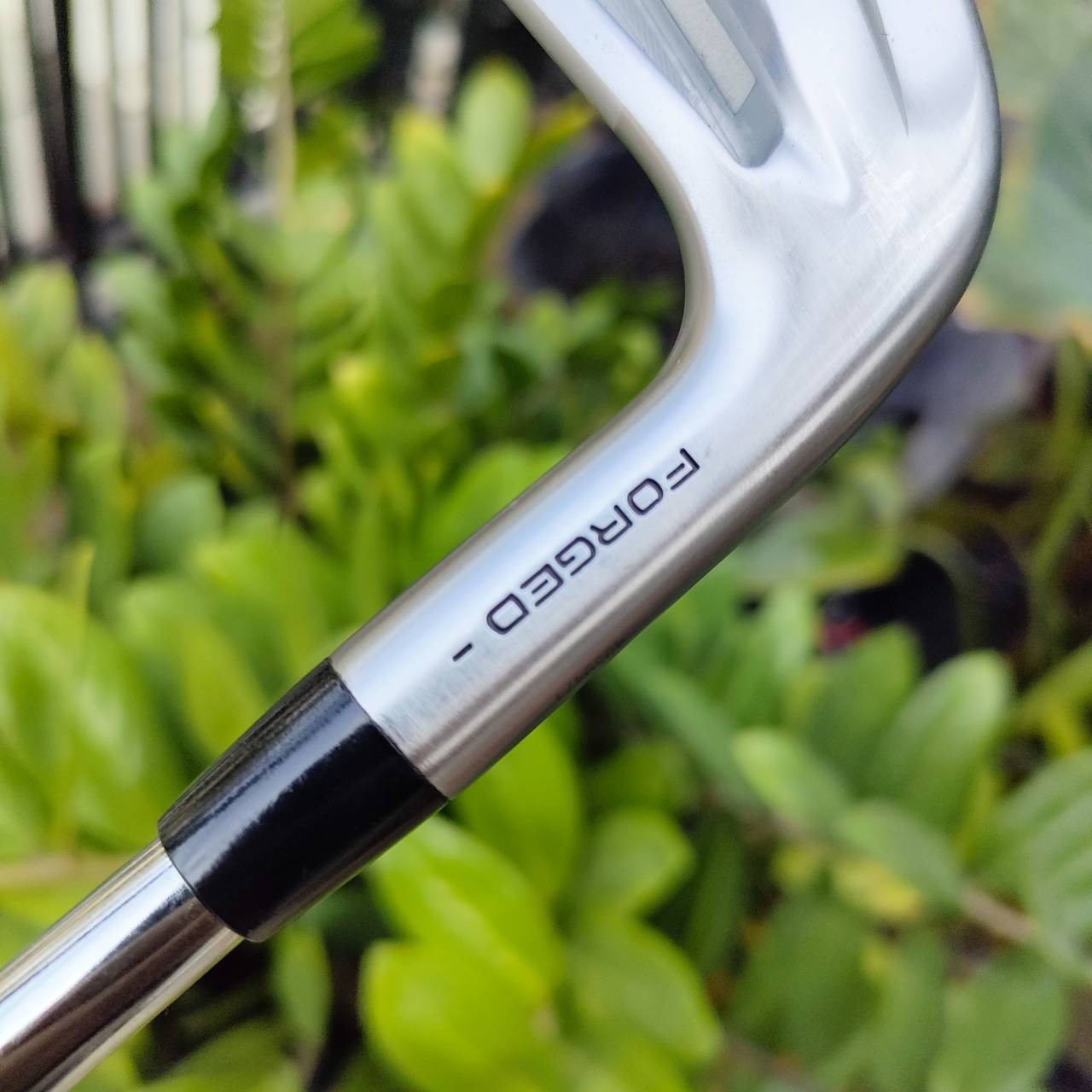 TITLEIST T100S FORGED (รุ่นปี 2022) เป็นรุ่นใหม่ สวยจัดๆ และเป็นชุดใหญ่สุด มีตั้งแต่เหล็ก 5 - PW (องศา44) และยังมี WEDGE องศา 48 ให้ด้วยอีกหนึ่งชิ้น ห้านสุดยอดพรีเมี่ยม PROJECT X 5.5 ก้านรุ่นใหม่ LZ LOARDING ZONE