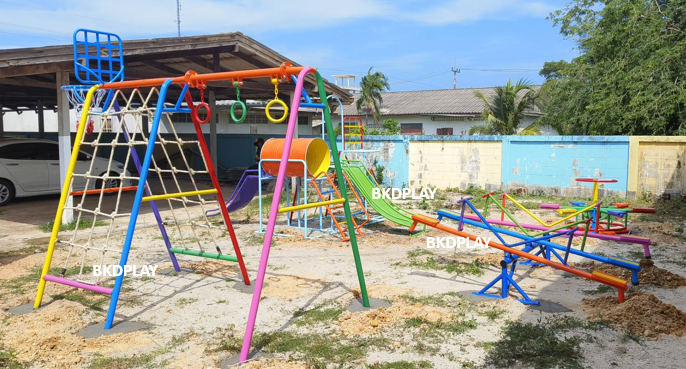 เครื่องเล่นสนามเหล็ก ชุดรวมF ปีนป่ายเชือกถักบาร์โหนแป้นบาส OutdoorPlayground, เครื่องเล่นสนามกลางแจ้ง ราคาโรงงาน สินค้า สั่งผลิต 10-20 วัน ขนาด150 x 200 x 180 ซม.