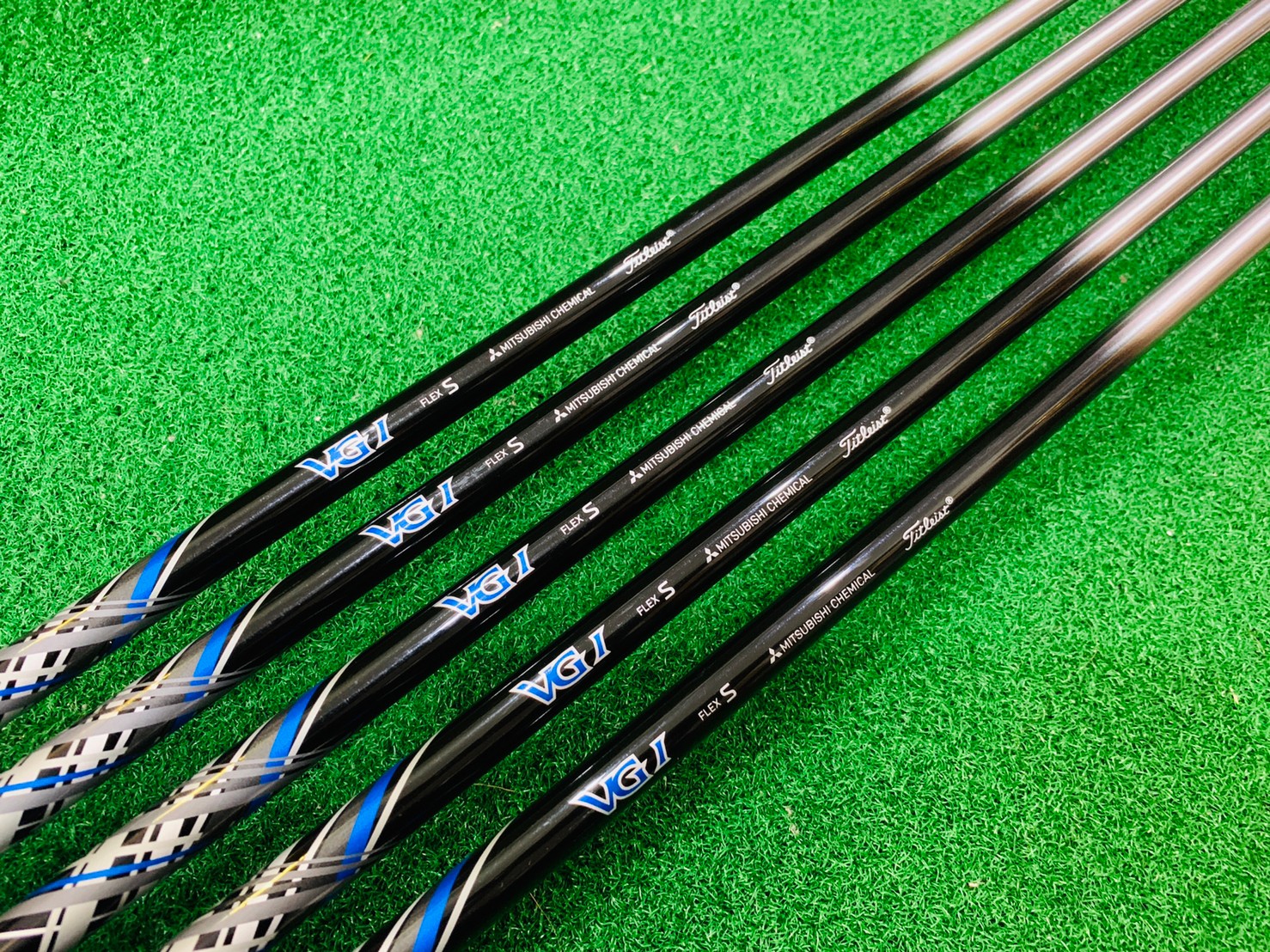 IRON SET TITLEIST VG3 (2018) 5s