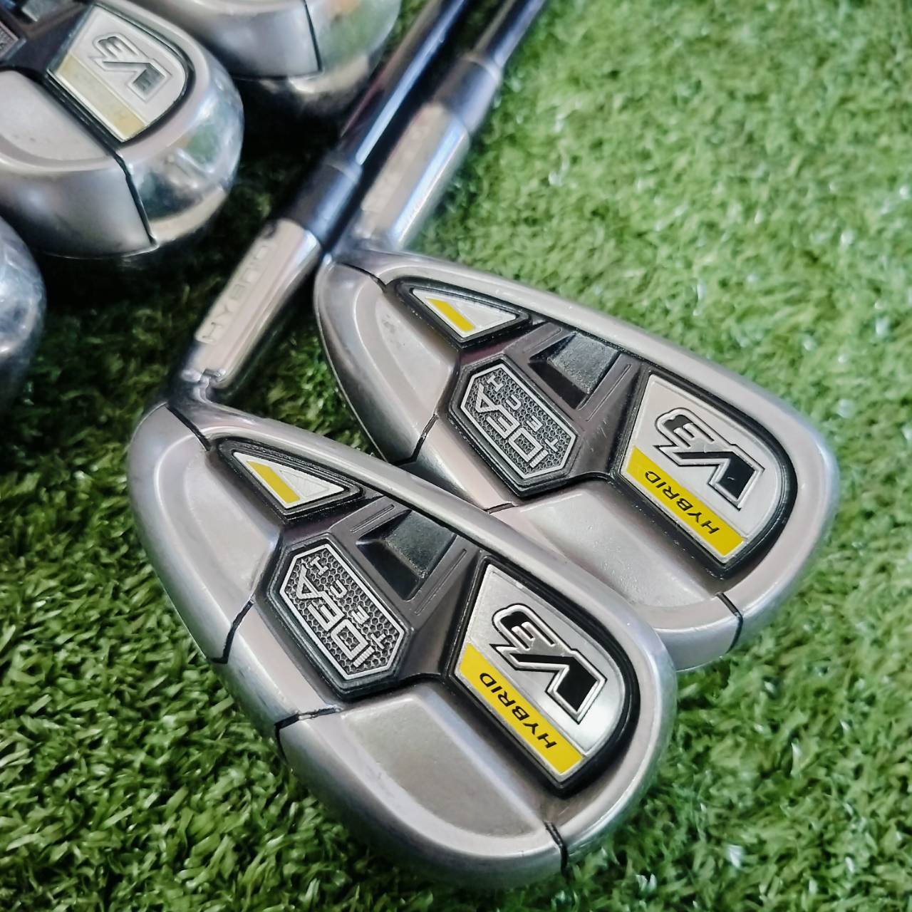 ชุดเหล็ก HYBRID ทั้งชุด!!! Adams Idea Tech V3 irons ชุดเหล็กที่ตีง่ายมากๆๆ และ ตีไกลกว่าเหล็กทั่วไป ไม้กอล์ฟพรีเมี่ยมมือสอง ของแท้ By NakaraLuxurious