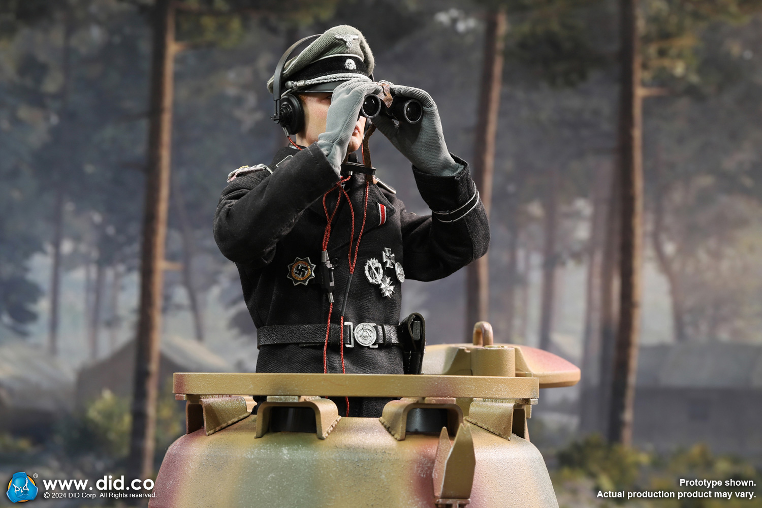 [สั่งจอง] DID D80176 1/6 : WWII German Commander - Max