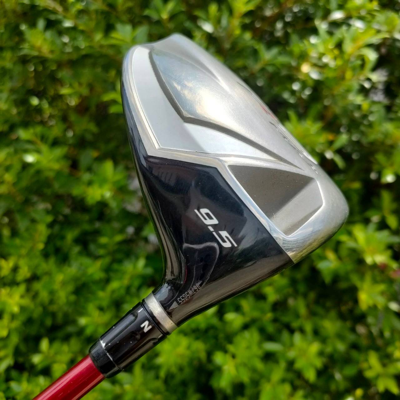 DRIVER TAYLORMADE R9 MAX รุ่น MAX ตีไกลสุดขีด ก้าน FUJIKURA MOTORE FLEX SR องศา 9.5 เป็นรุ่นหน้าเด้งที่สุดของ R9!! ไม้กอล์ฟมือสอง ของแท้ BY NakaraLuxurious
