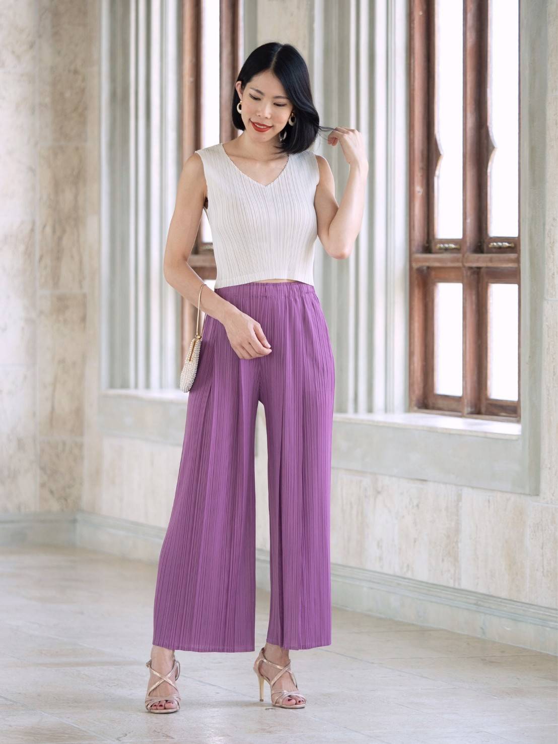 ยาว 16.5นิ้ว 2MUAY BASIC รุ่น GJO7739 SLEEVELESS V NECK CROP PLEATED TOP เสื้ออัดพลีทงานคุณภาพ เสื้อครอป 13สี FREE SIZE