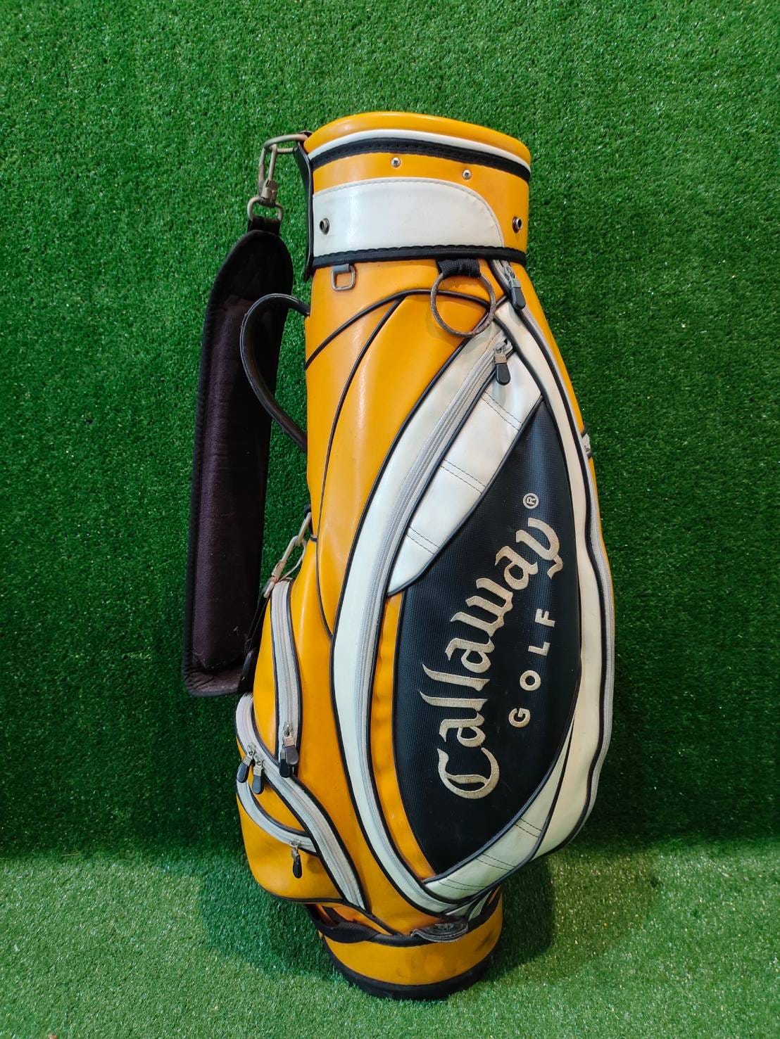 ถุงกอล์ฟ Callaway หนัง