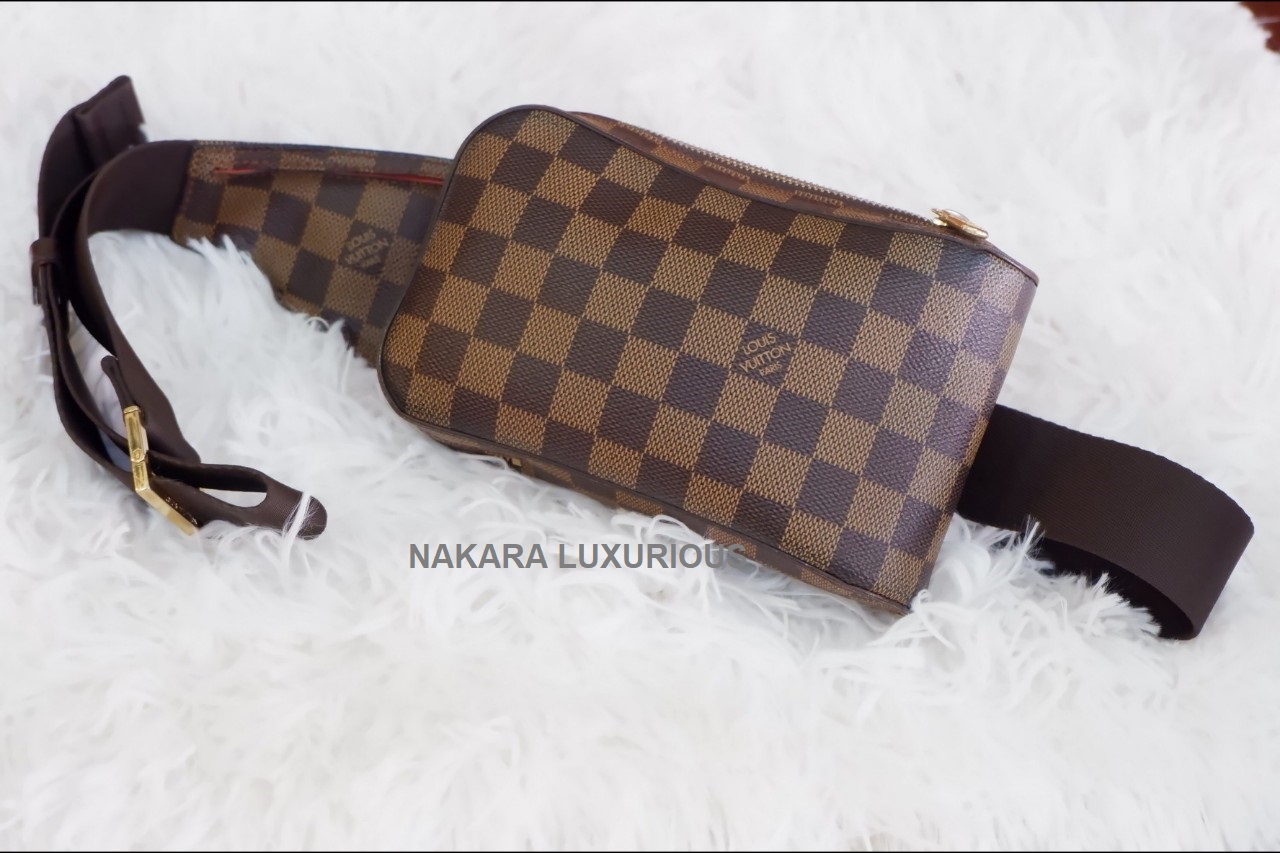 NAKARA LUXURIOUS USED LOUIS GERONIMOS DAMIER ปี05 คาดอก ของแท้ 100%