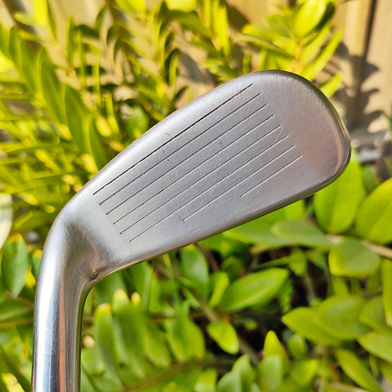 HYBRID 3 CLEVELAND HIBORE องศา 21 ก้าน HIBORE IRONS FLEX R ใช้ตีแทนเหล็กยาวได้เลยครับ ตีง่ายกว่ามาก ลูกลอยง่าย และระยะดีมาก ตีสบายๆ ไม้กอล์ฟพรีเมี่ยมมือสอง ของแท้ By NakaraLuxurious