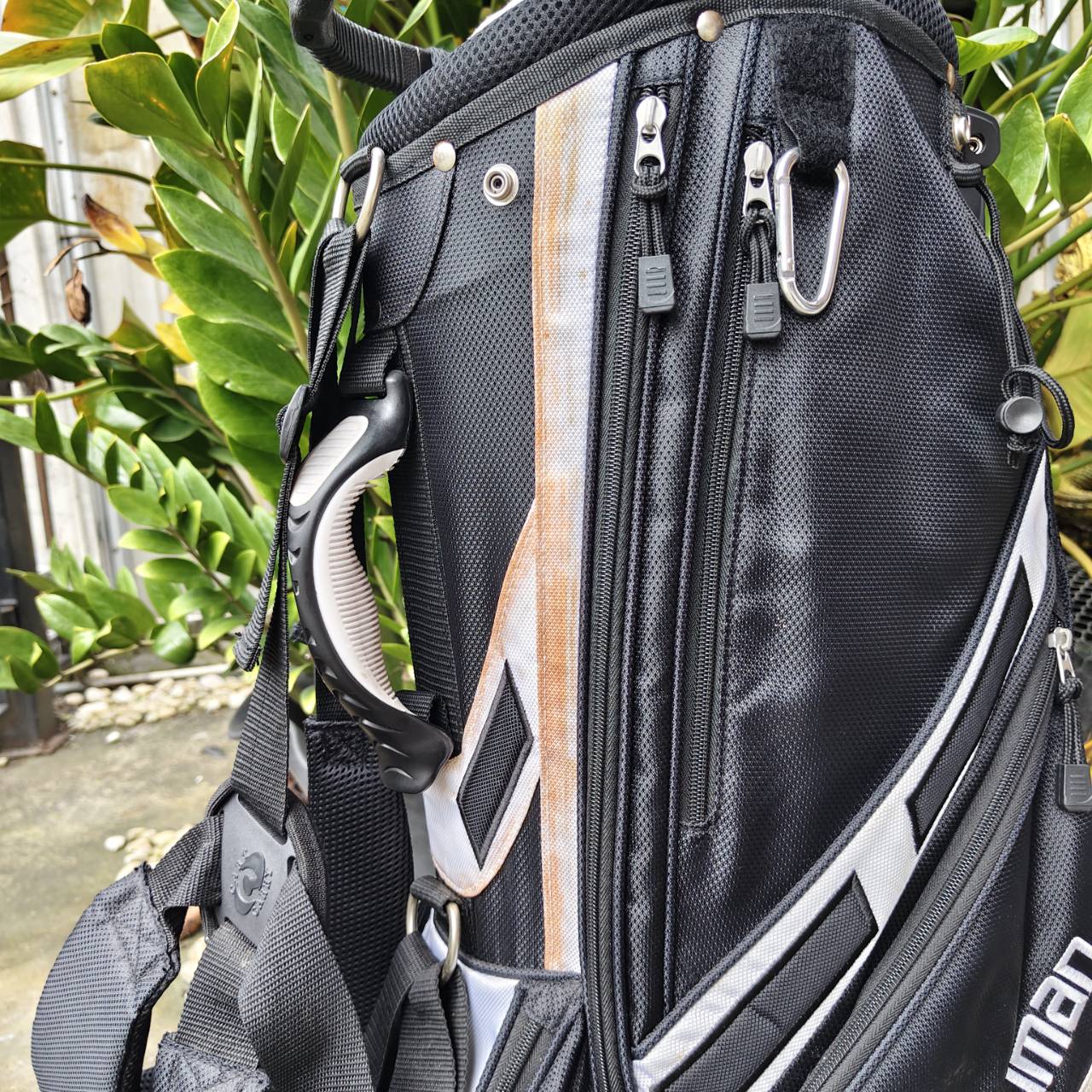 ถุงกอล์ฟ MARUMAN แบบมีขาตั้ง – เบา แข็งแรง พรีเมี่ยมญี่ปุ่น!