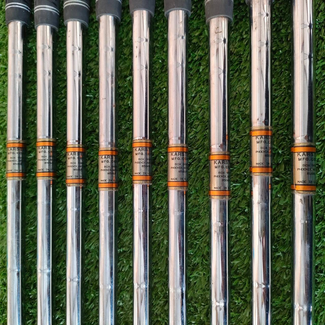 ชุดเหล็ก PING EYE2 จุดส้ม มีเหล็ก 3-9 เเละ SW W ก้าน PING เดิมๆ FLEX R ชุดนี้ยอดนิยม ตีง่าย ใบกำลังดี และเป็นร่อง U เดิม ทำให้สปินจัดมาก ใช้แข่ง PGA ไม่ได้แล้วนะ 555 แต่เล่นกับเพื่อนสบายๆจ้า