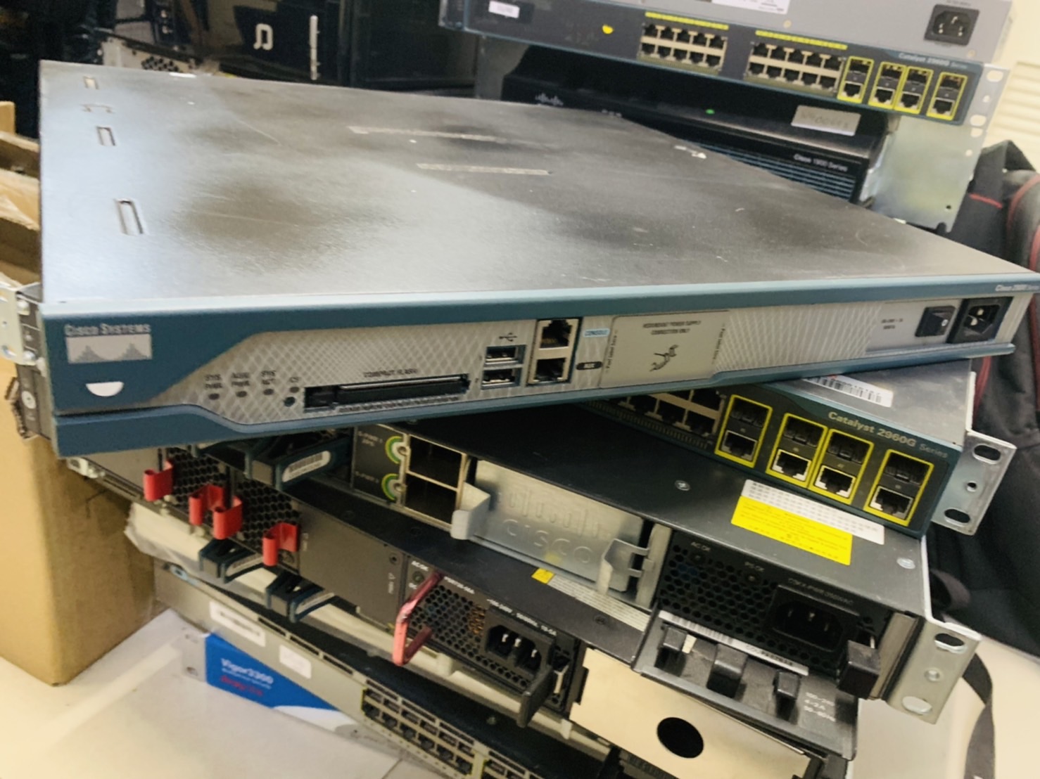 เร้าเตอร์ Cisco 2800 Series Integrated Services Routers (USED) Ethernet, Fast Ethernet