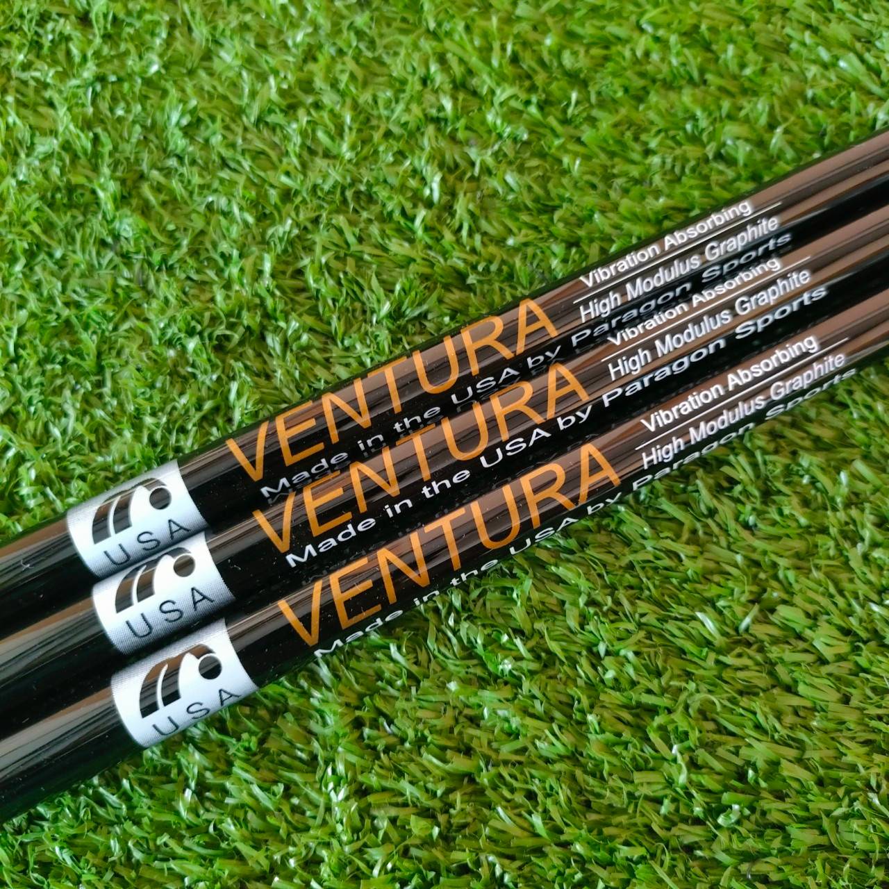 ก้าน VENTURA USA ของใหม่!! ความยาวเฉพาะก้าน 45 นิ้ว **ก้านสำหรับใส่ DRIVER FLEX R** MID KICK เหมาะกับสปีด 76 - 94 MPH สุดยอดก้านกราไฟต์แท้ๆ 100% มือหนึ่ง ของแท้ BY NakaraLuxurious
